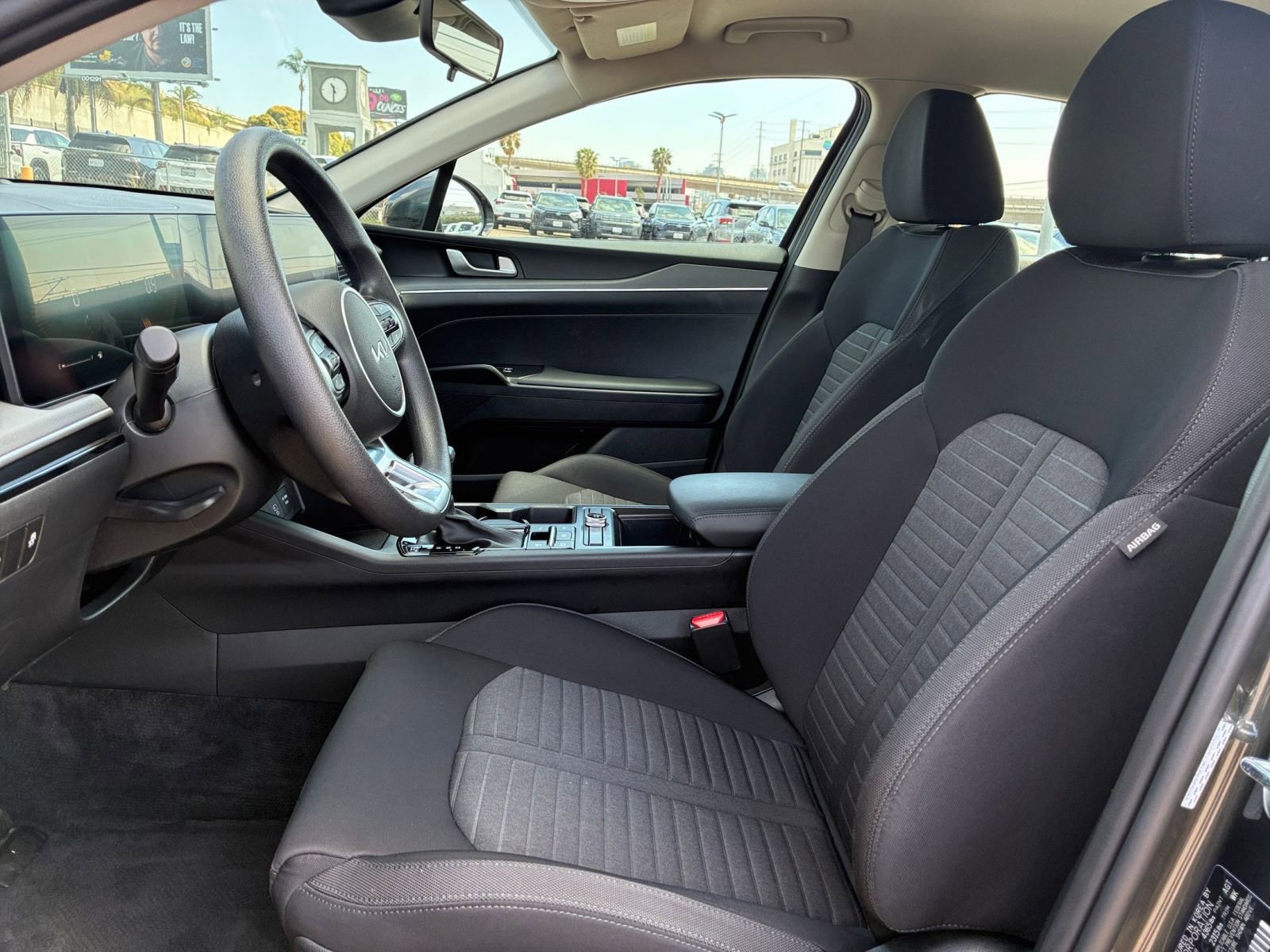 Thumbnail: 2025 Kia K5 - 27