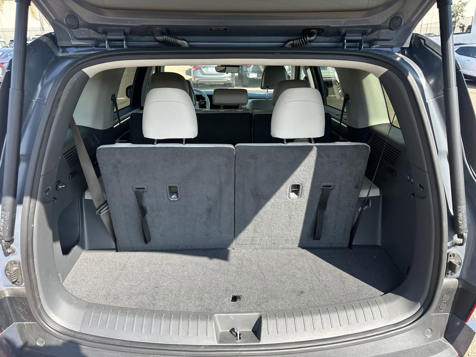 Thumbnail: 2025 Hyundai Santa Fe - 32