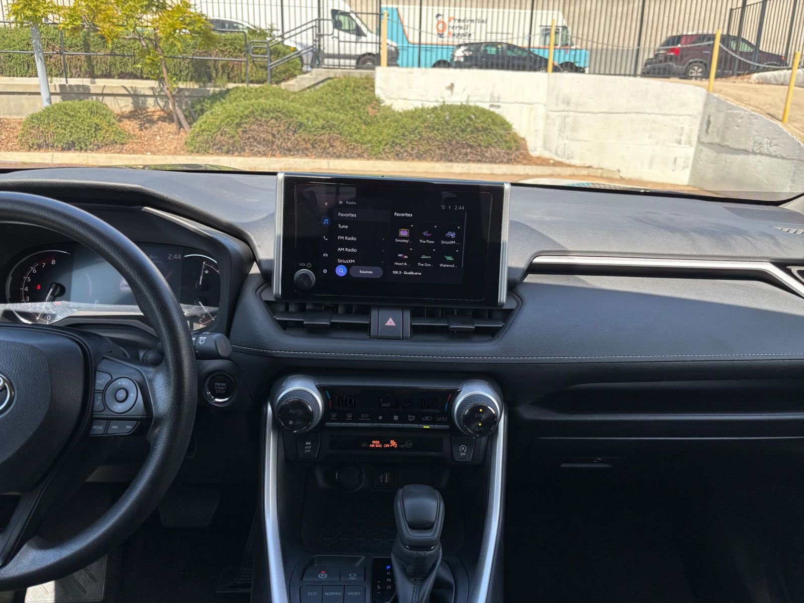 Thumbnail: 2024 Toyota RAV4 - 17