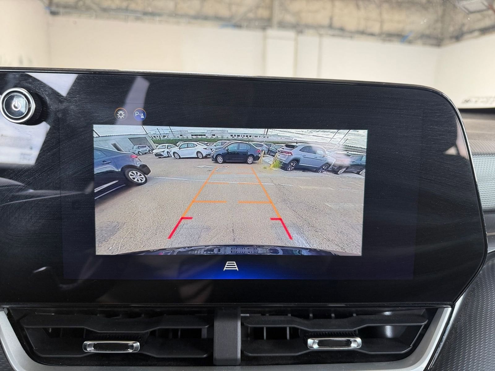 Thumbnail: 2025 Chevrolet Equinox - 17