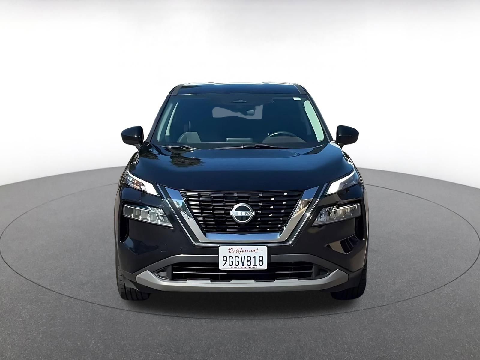 Thumbnail: 2023 Nissan Rogue - 4