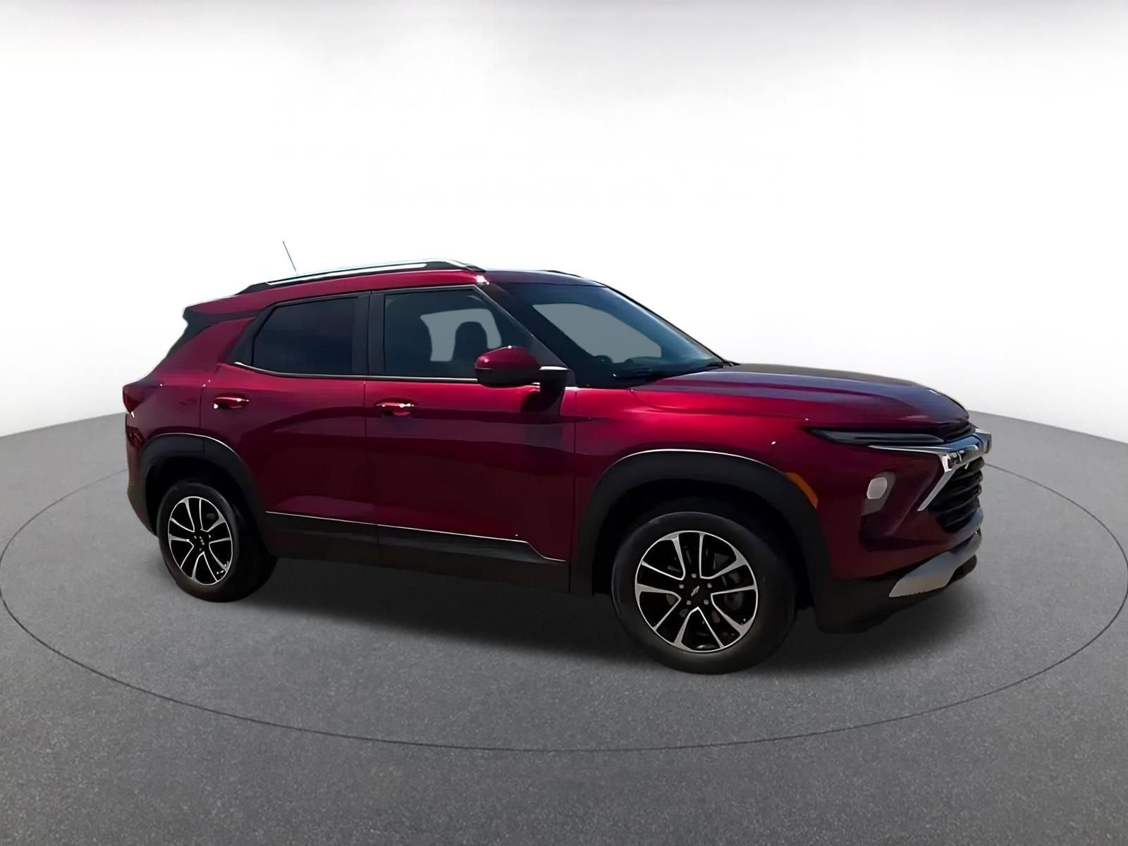 Thumbnail: 2025 Chevrolet TrailBlazer - 2