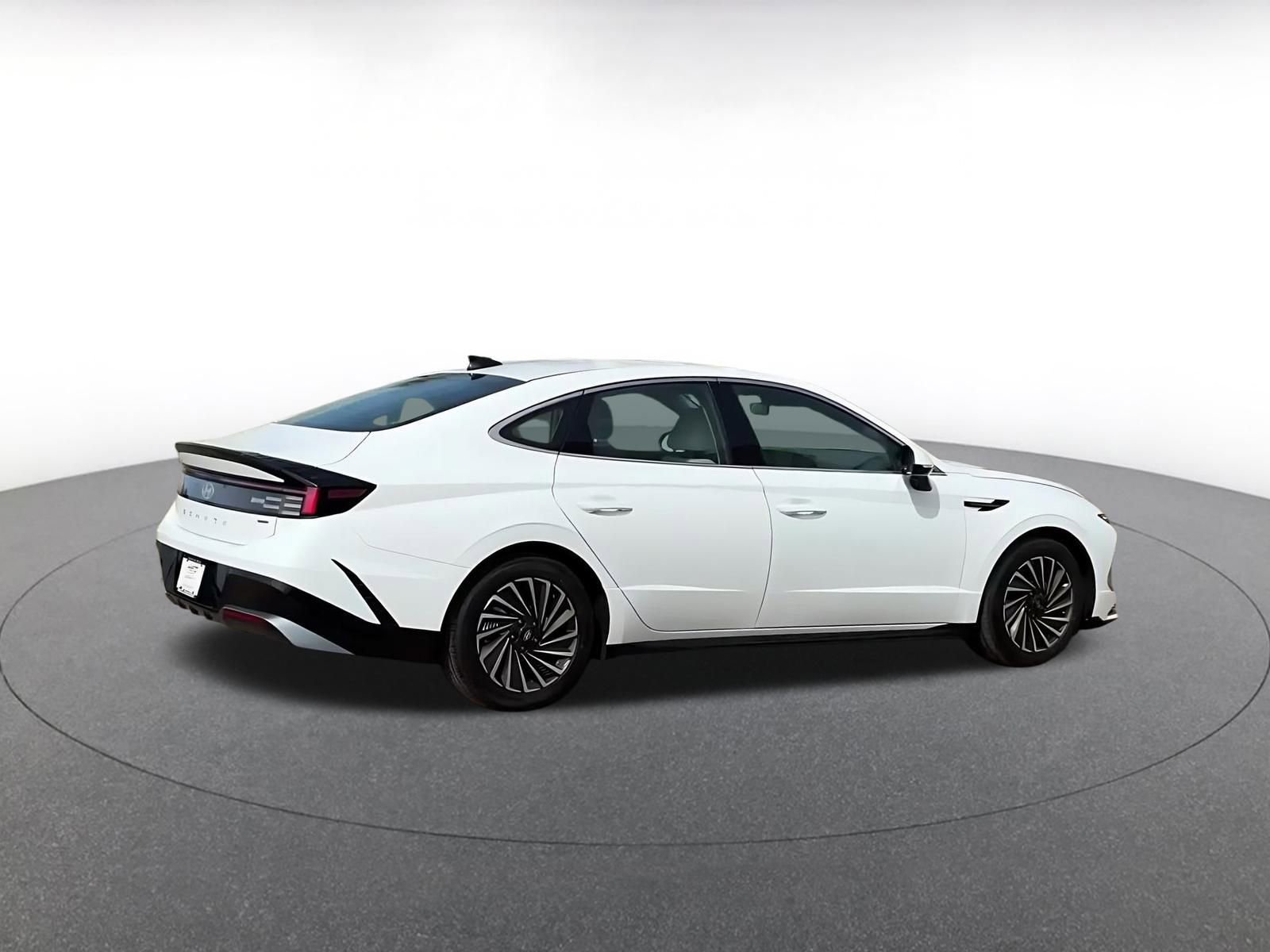 Thumbnail: 2025 Hyundai Sonata - 15