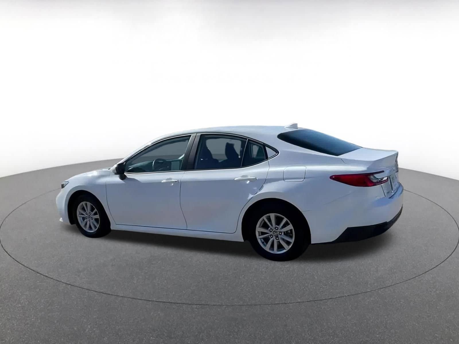 Thumbnail: 2025 Toyota Camry - 11