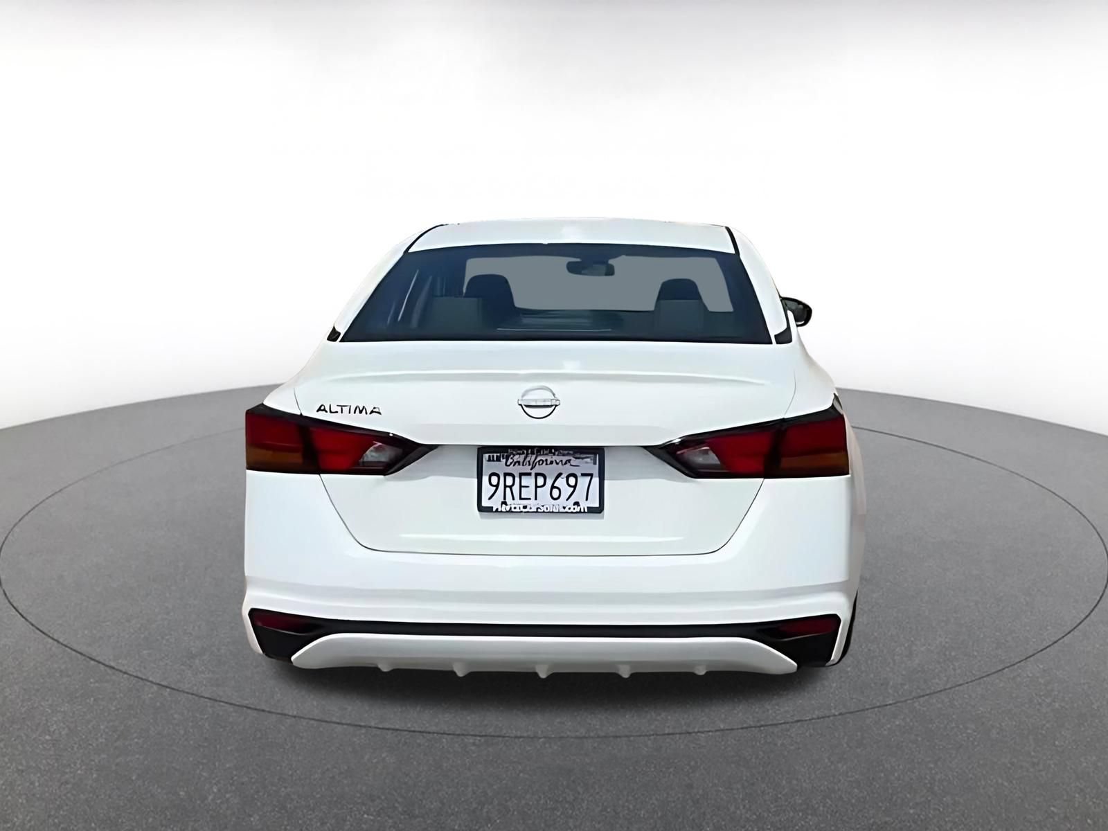 Thumbnail: 2025 Nissan Altima - 14