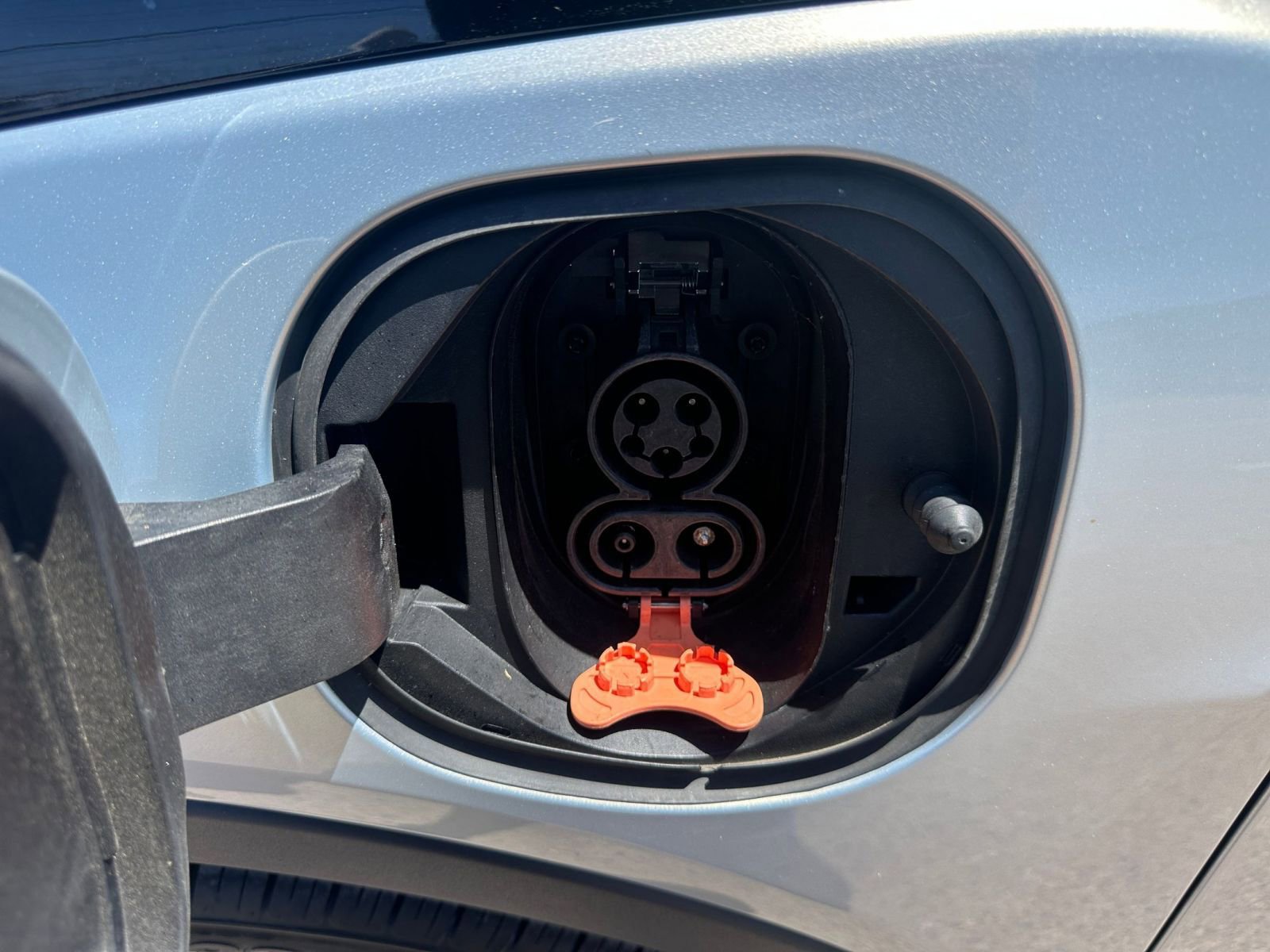 Thumbnail: 2023 Chevrolet Bolt EV - 23