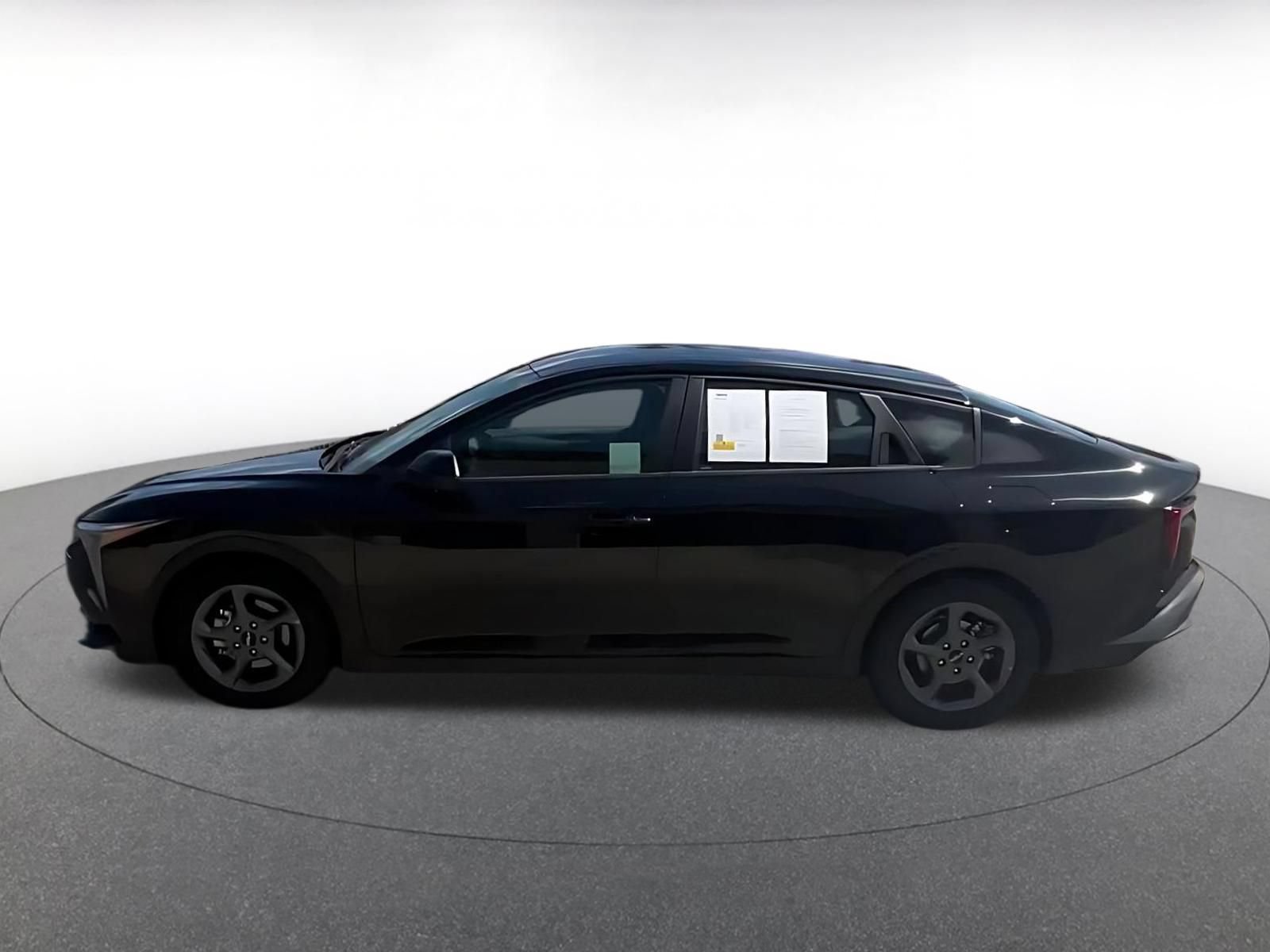 Thumbnail: 2025 Kia K4 - 8