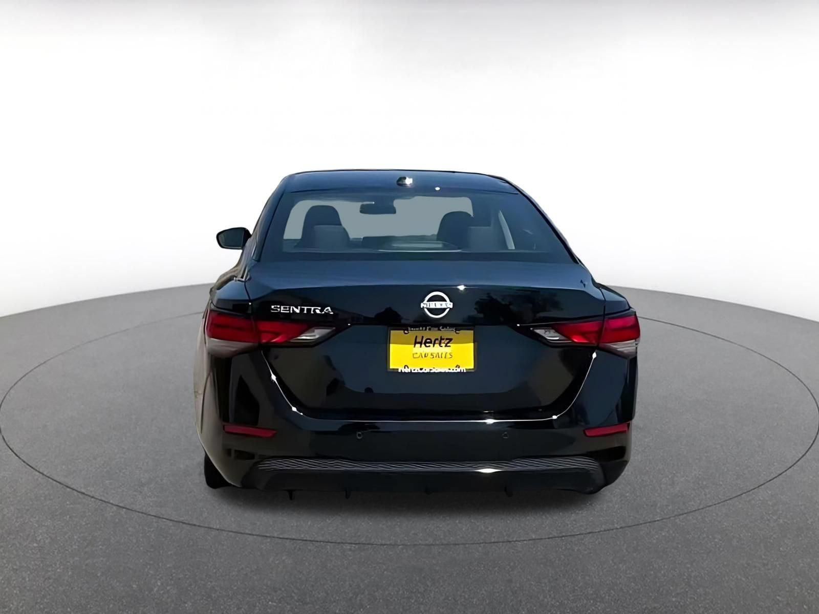 Thumbnail: 2025 Nissan Sentra - 12
