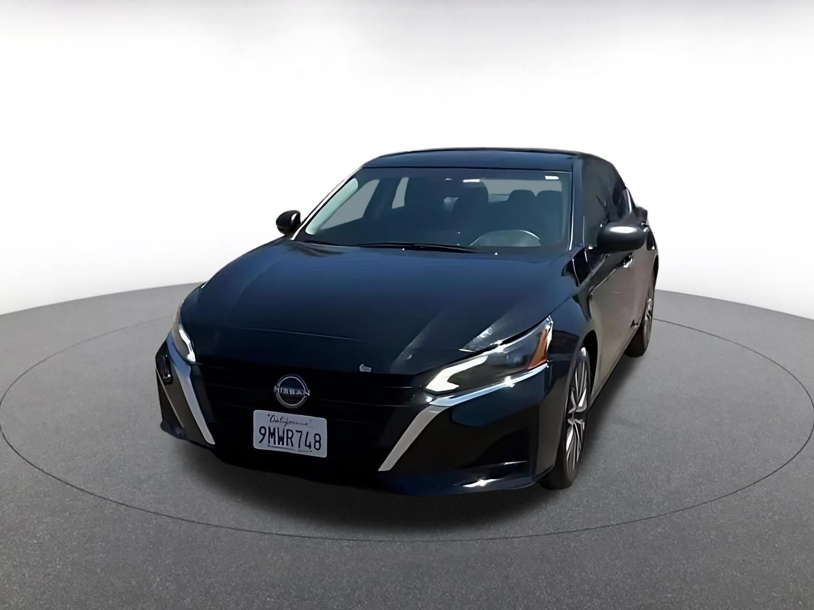 Thumbnail: 2025 Nissan Altima - 5