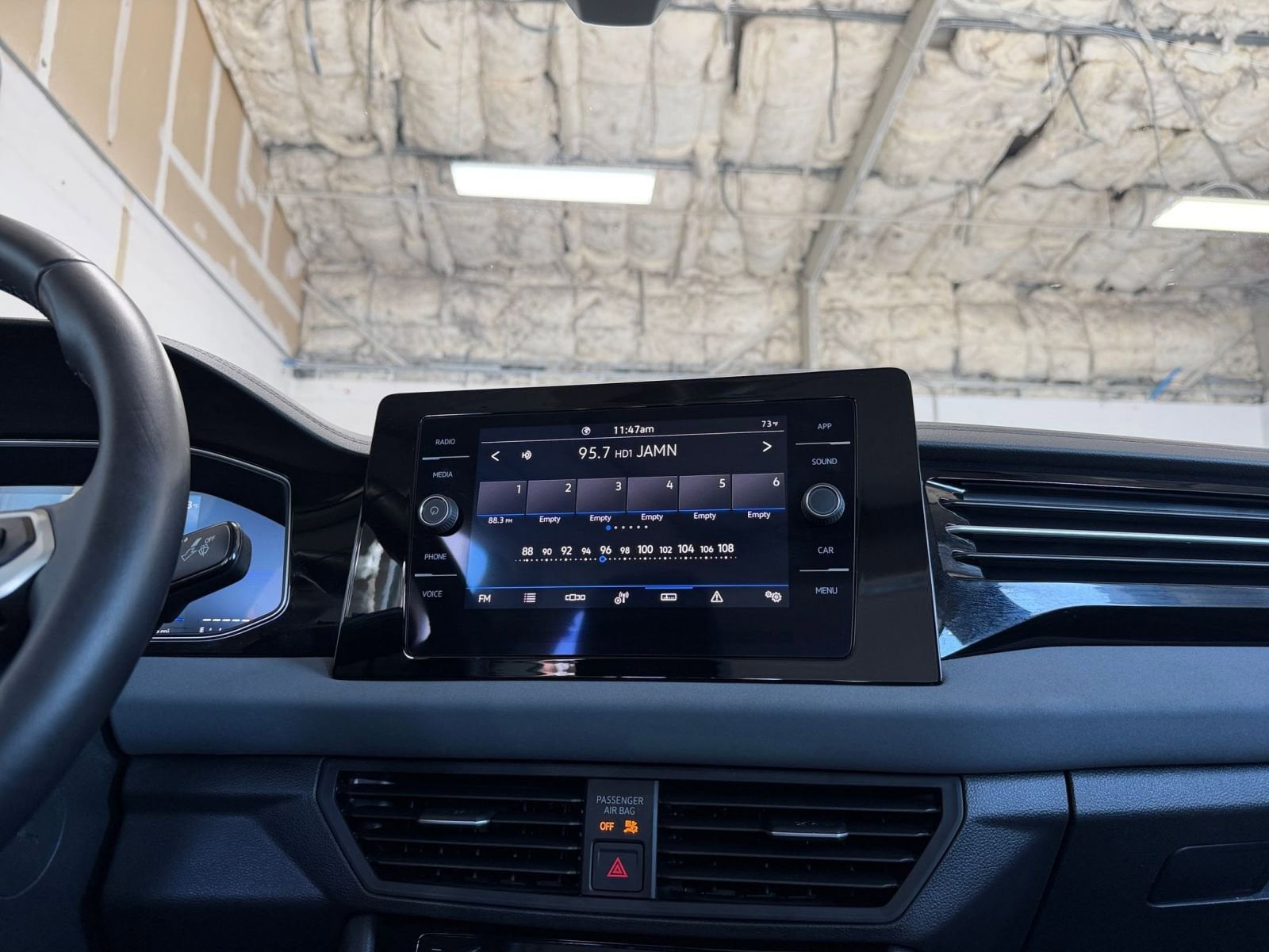 Thumbnail: 2025 Volkswagen Jetta - 21