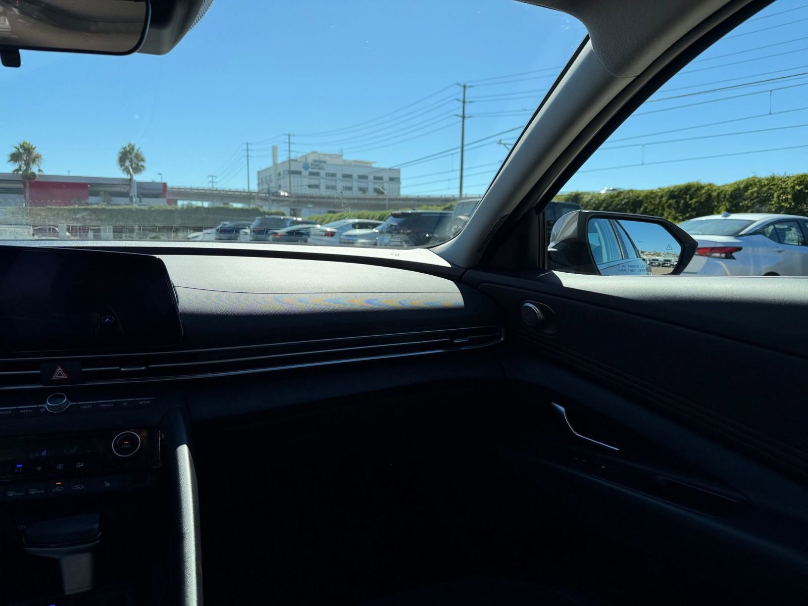 Thumbnail: 2025 Hyundai Elantra - 33