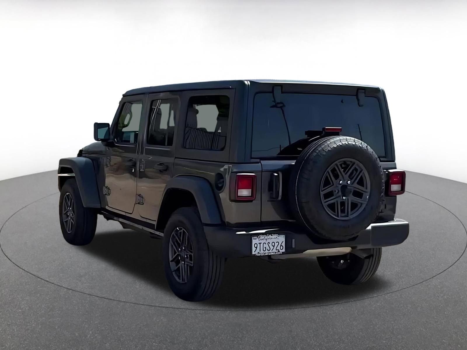 Thumbnail: 2025 Jeep Wrangler - 15