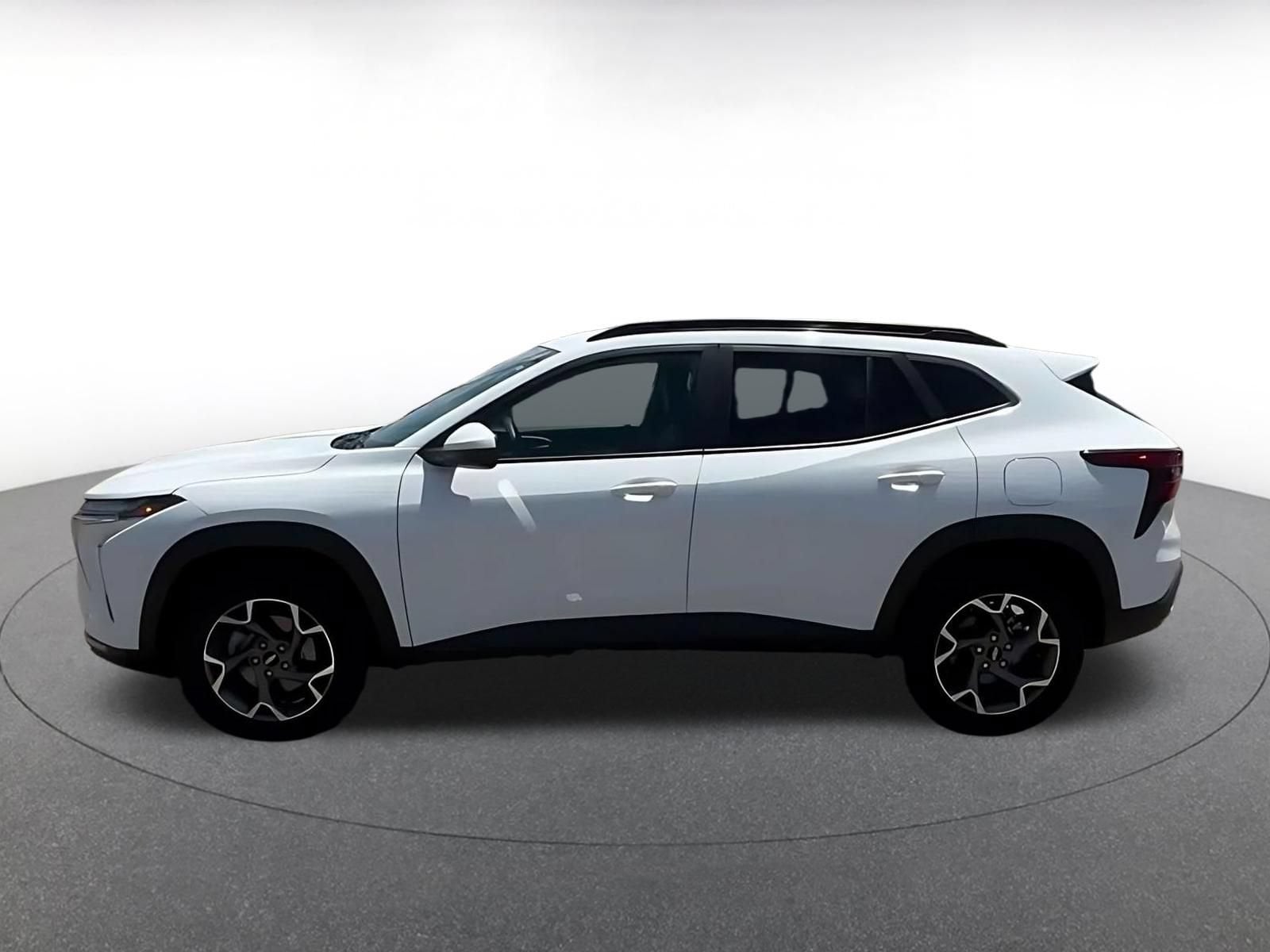Thumbnail: 2025 Chevrolet Trax - 7