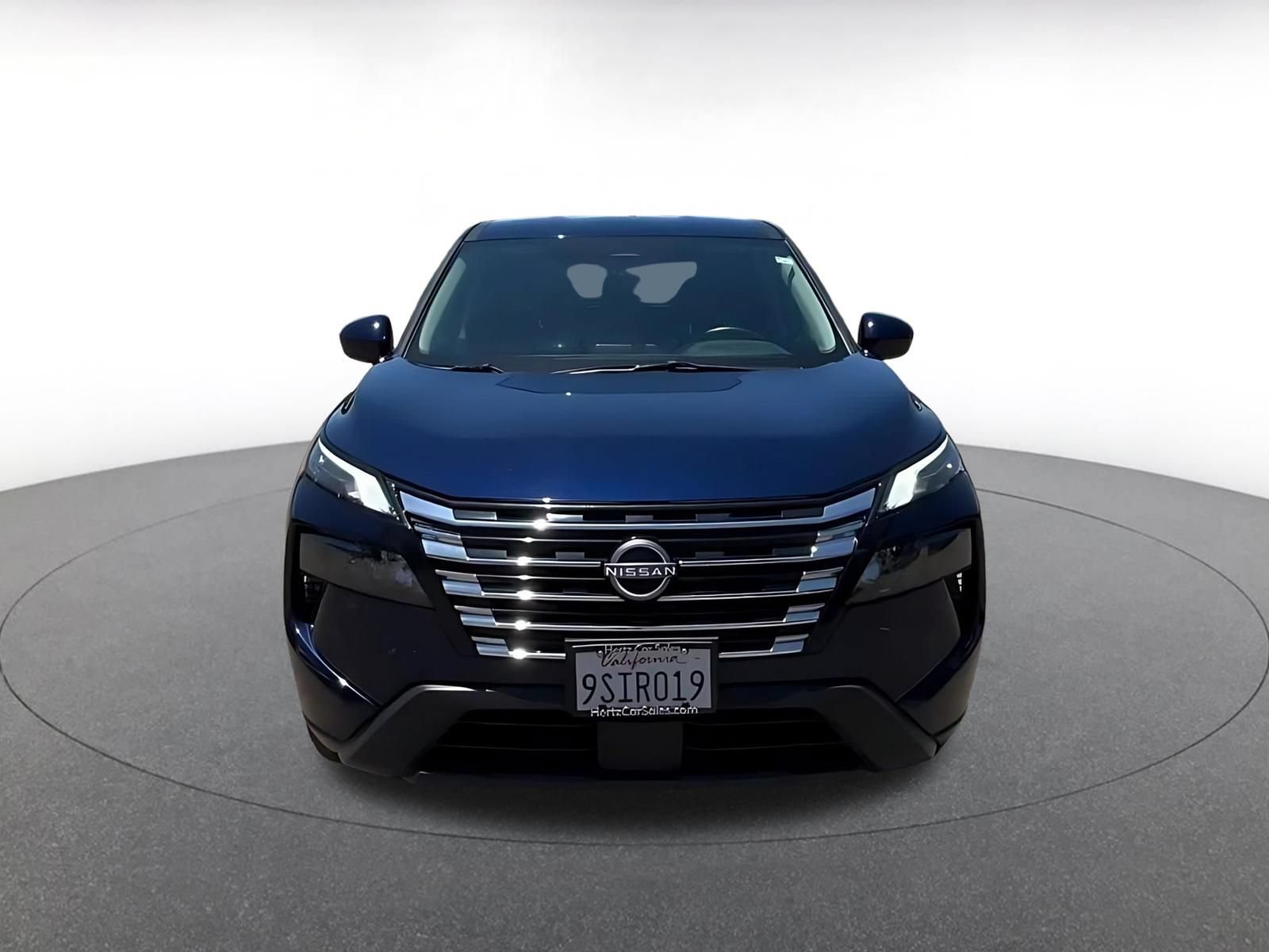 Thumbnail: 2025 Nissan Rogue - 4