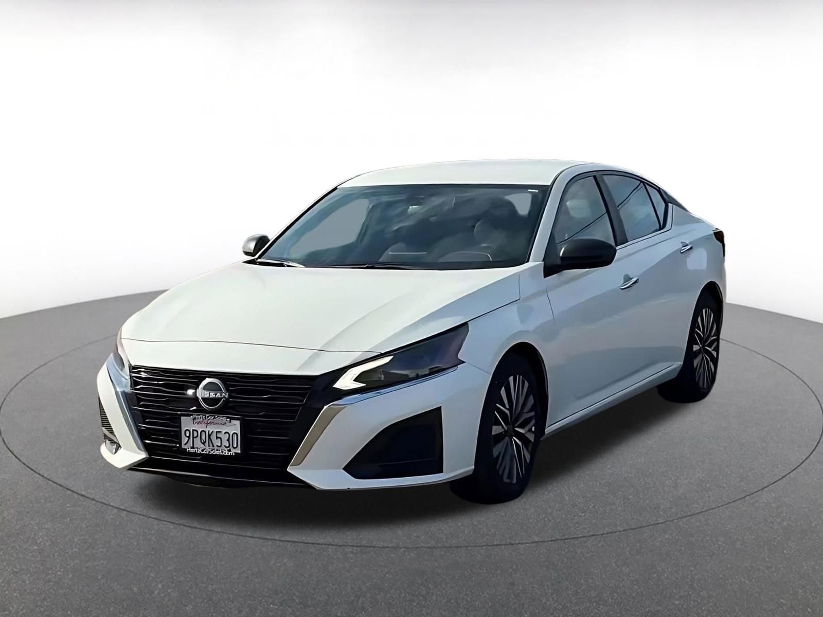 Thumbnail: 2025 Nissan Altima - 7