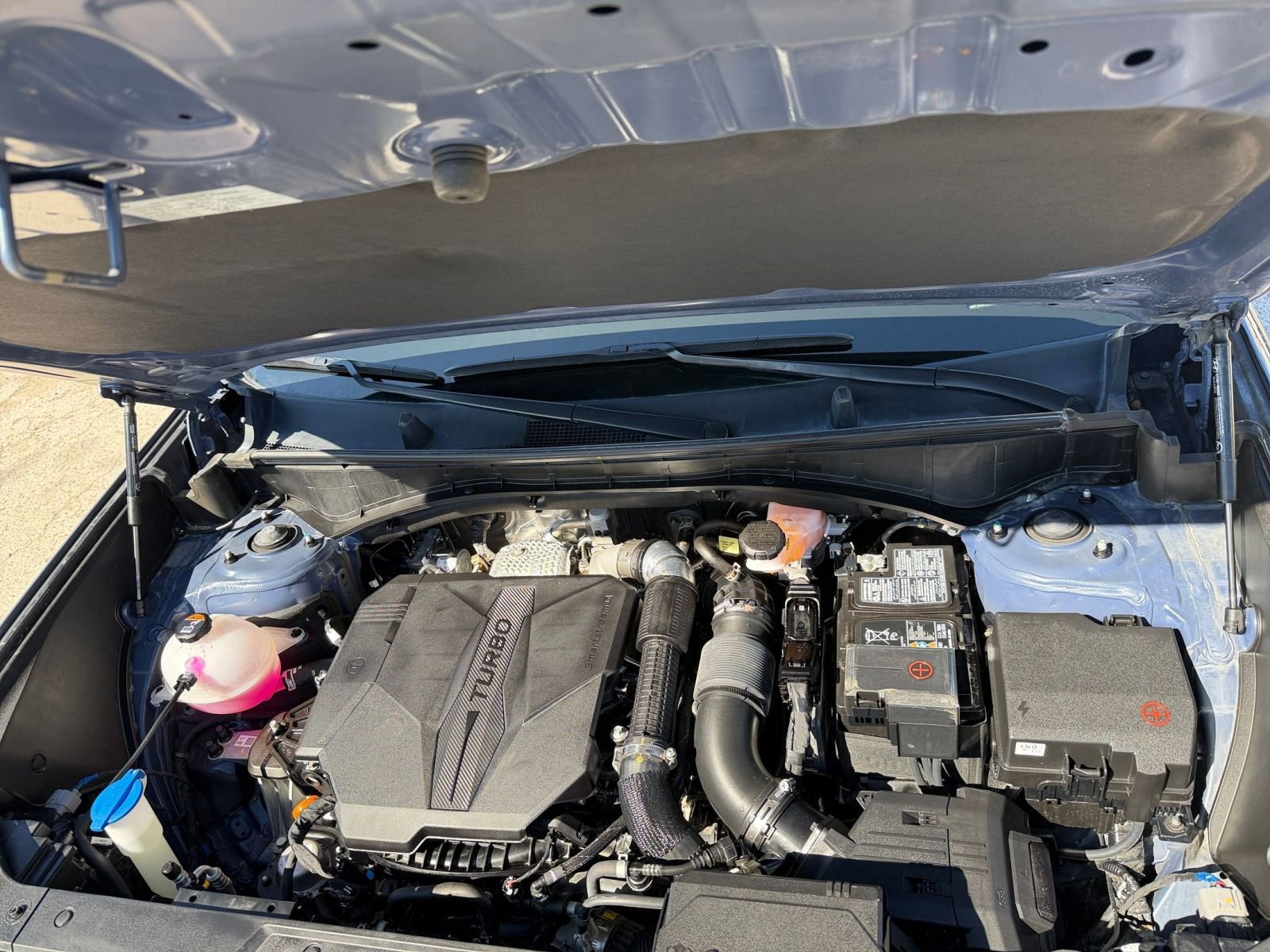 Thumbnail: 2025 Hyundai Santa Fe - 32