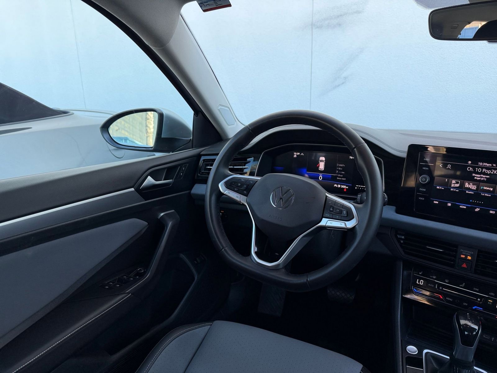 Thumbnail: 2025 Volkswagen Jetta - 33