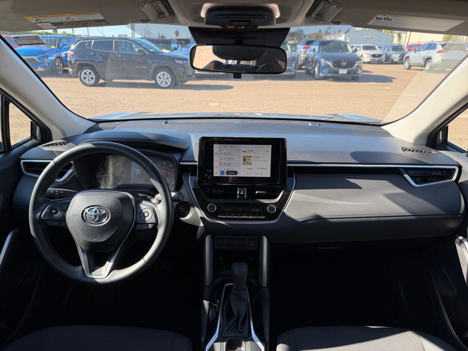 Thumbnail: 2025 Toyota Corolla Cross - 32