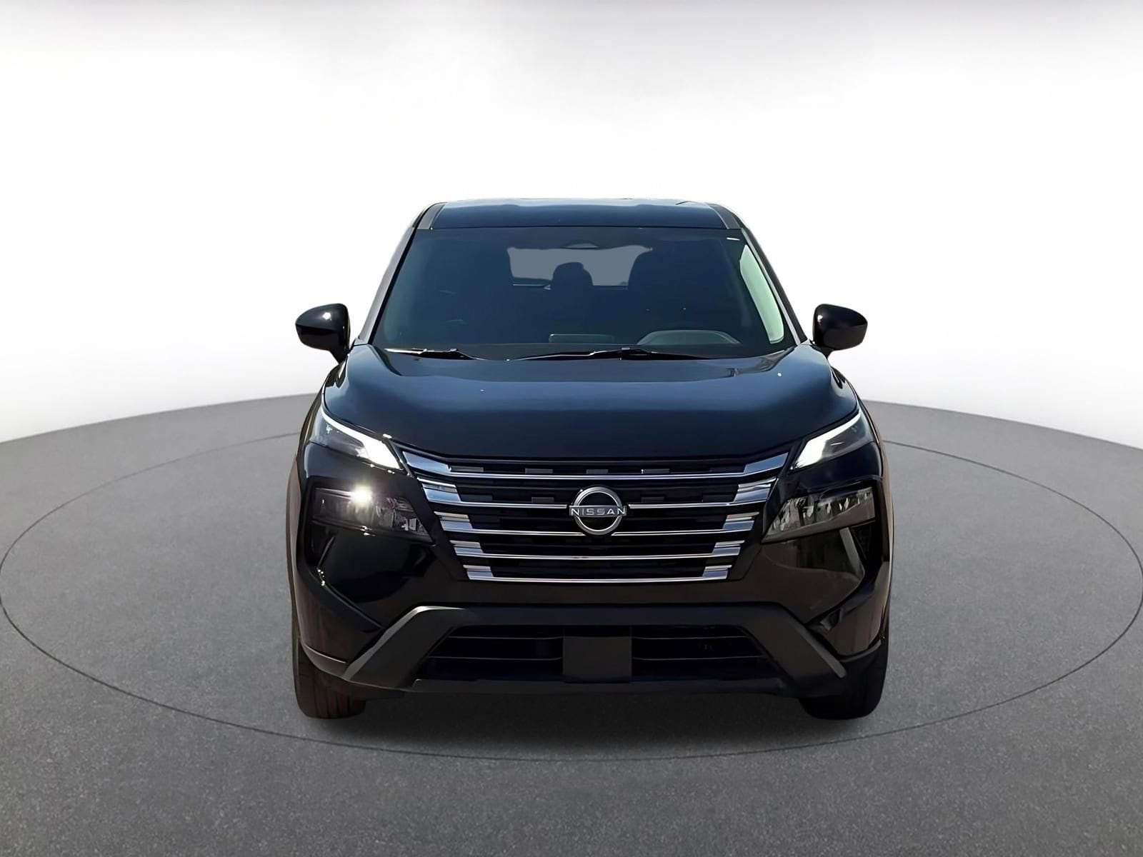 Thumbnail: 2025 Nissan Rogue - 4