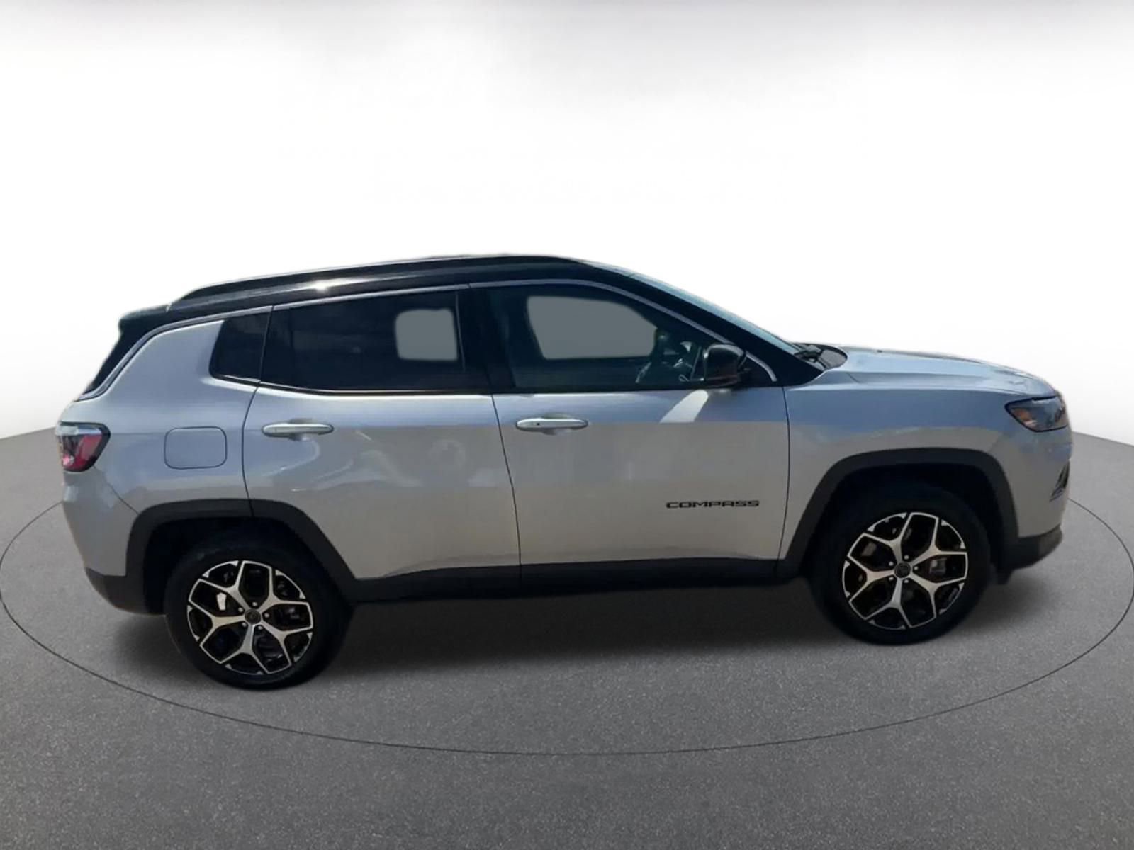 Thumbnail: 2025 Jeep Compass - 16
