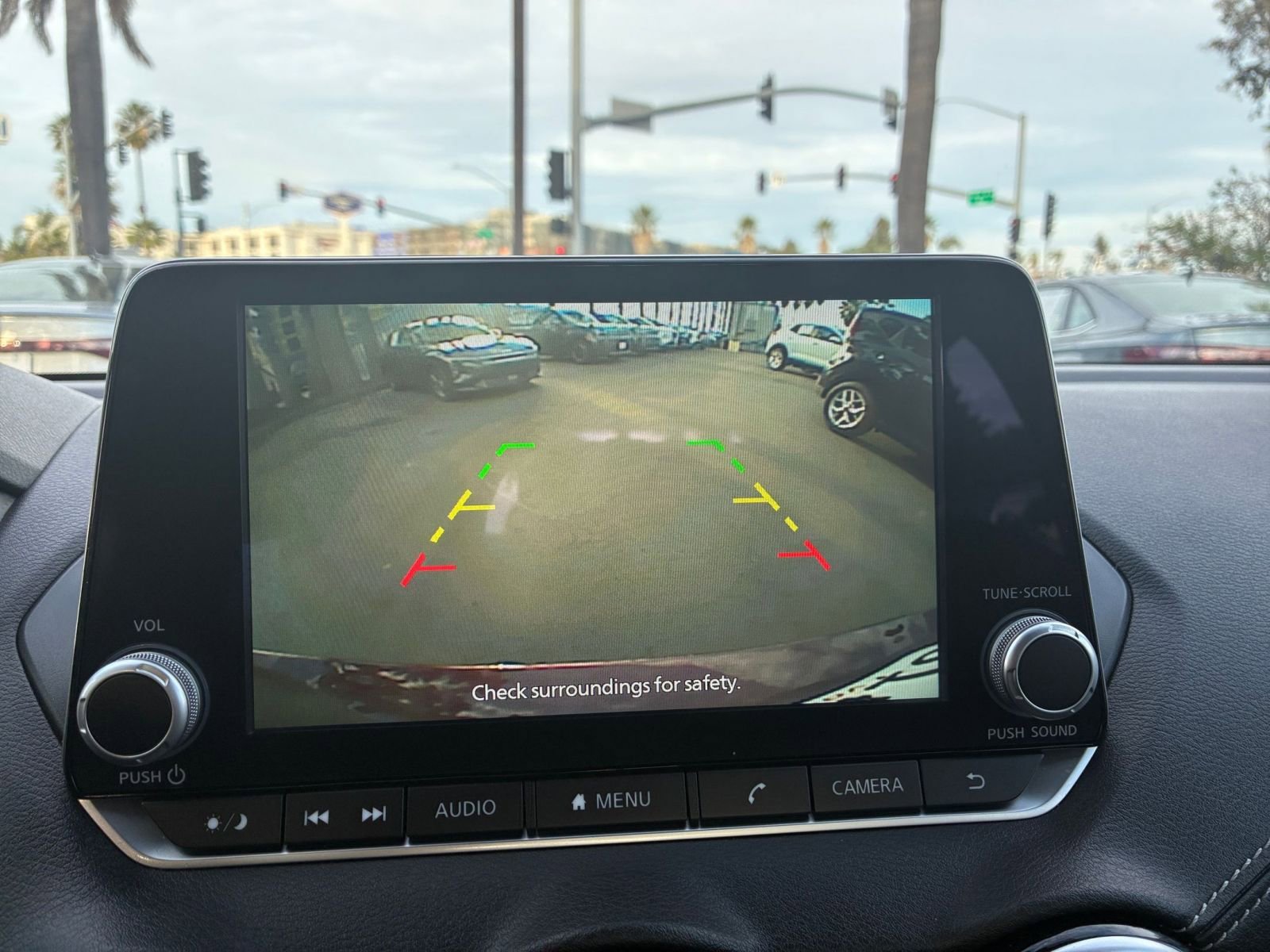 Thumbnail: 2025 Nissan Sentra - 22