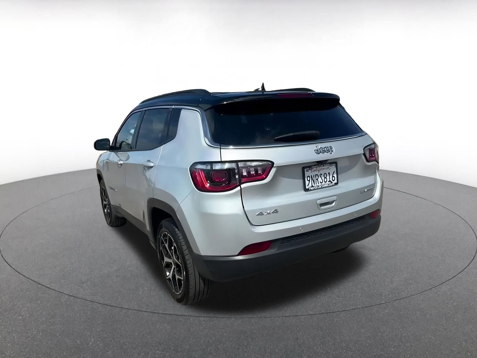 Thumbnail: 2025 Jeep Compass - 11