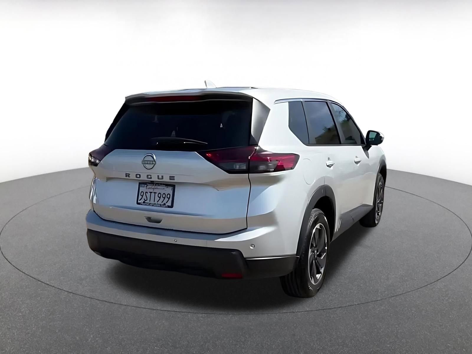 Thumbnail: 2025 Nissan Rogue - 15