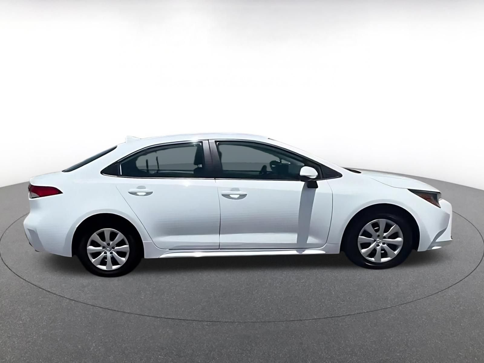 Thumbnail: 2025 Toyota Corolla - 16