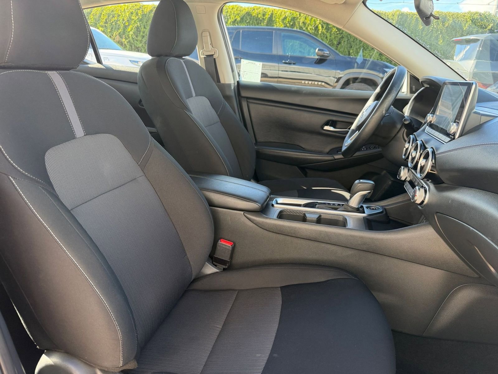 Thumbnail: 2025 Nissan Sentra - 34