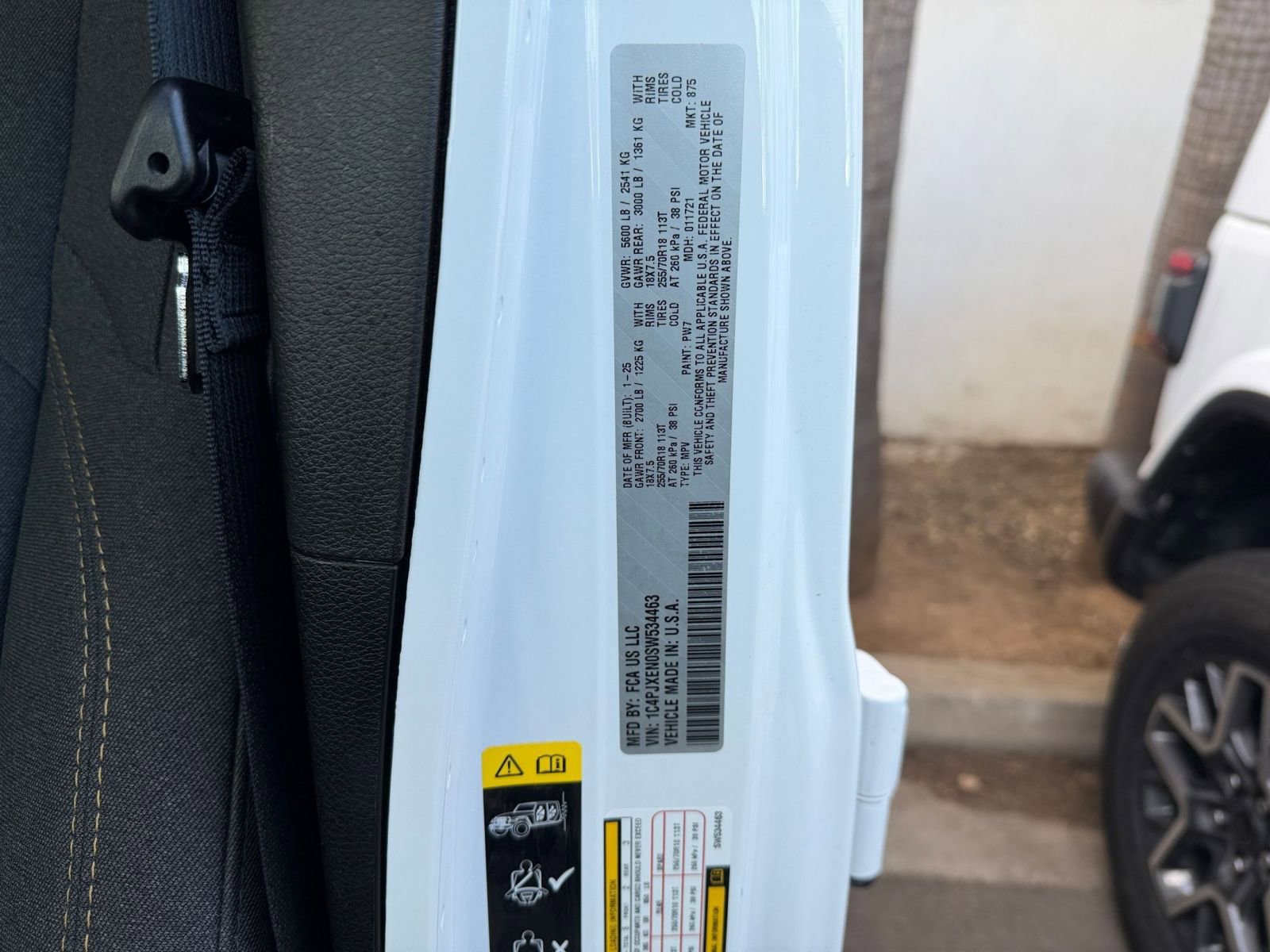 Thumbnail: 2025 Jeep Wrangler - 28