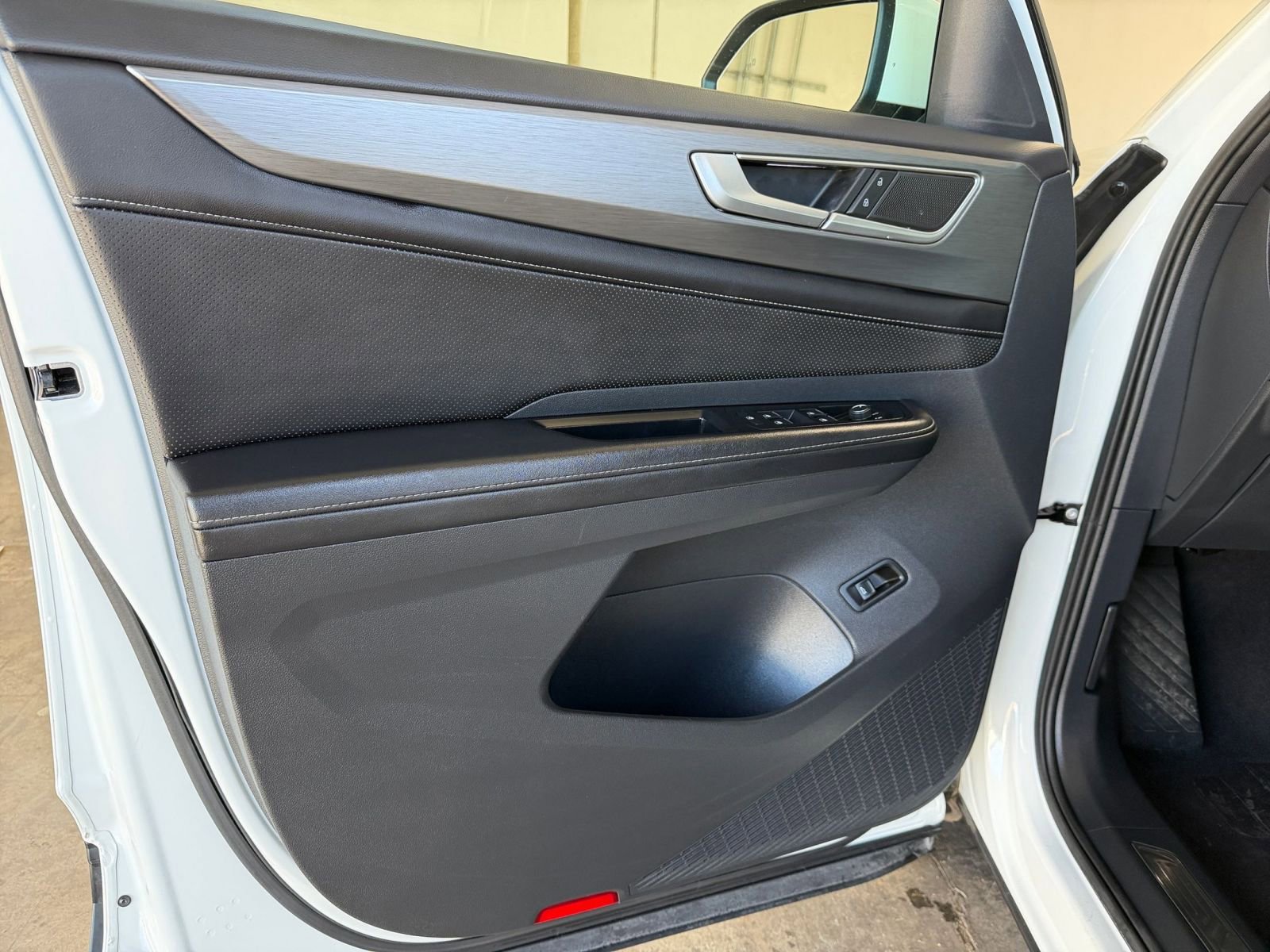 Thumbnail: 2025 Volkswagen Atlas - 20