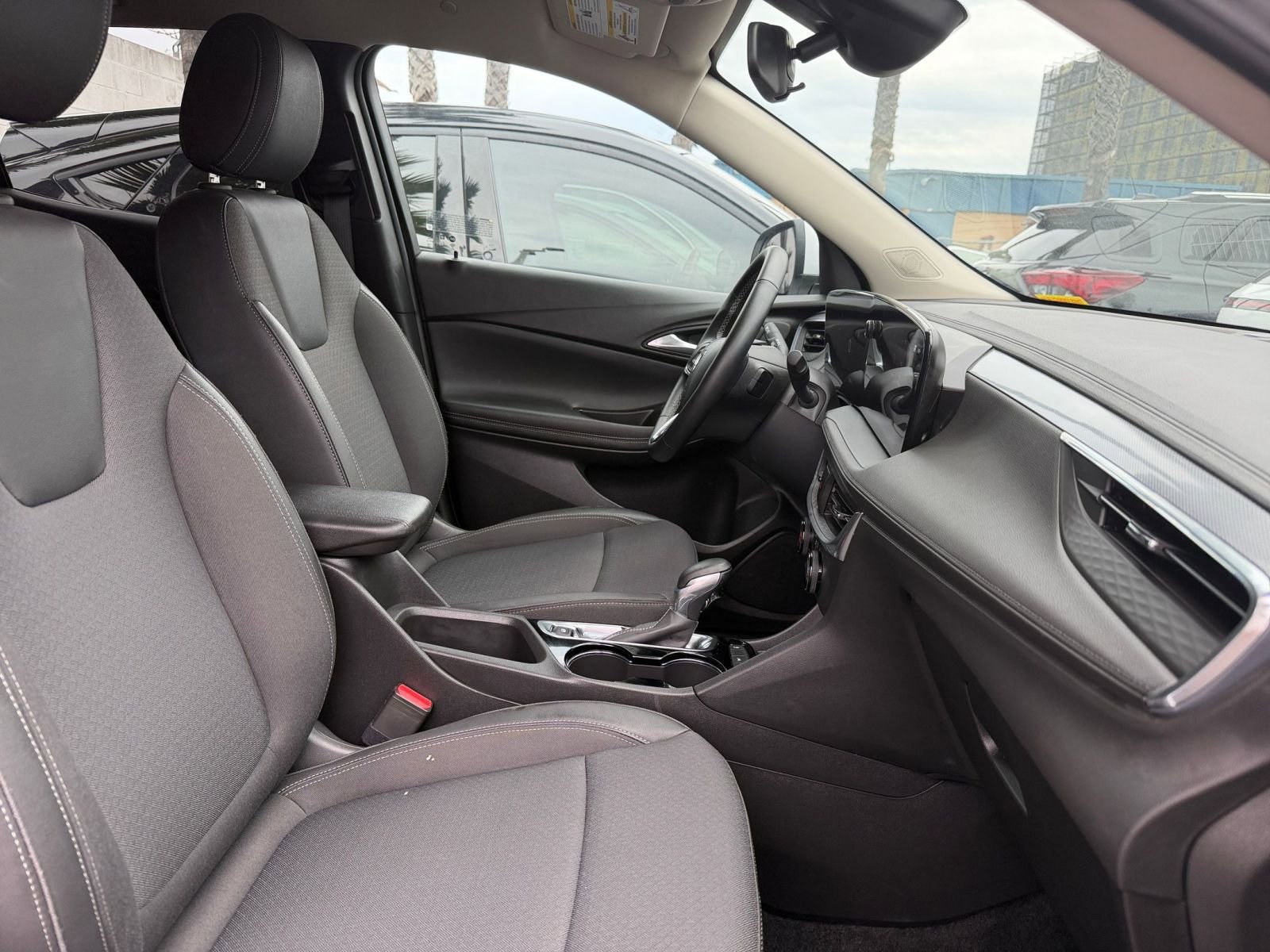 Thumbnail: 2025 Buick Encore GX - 34