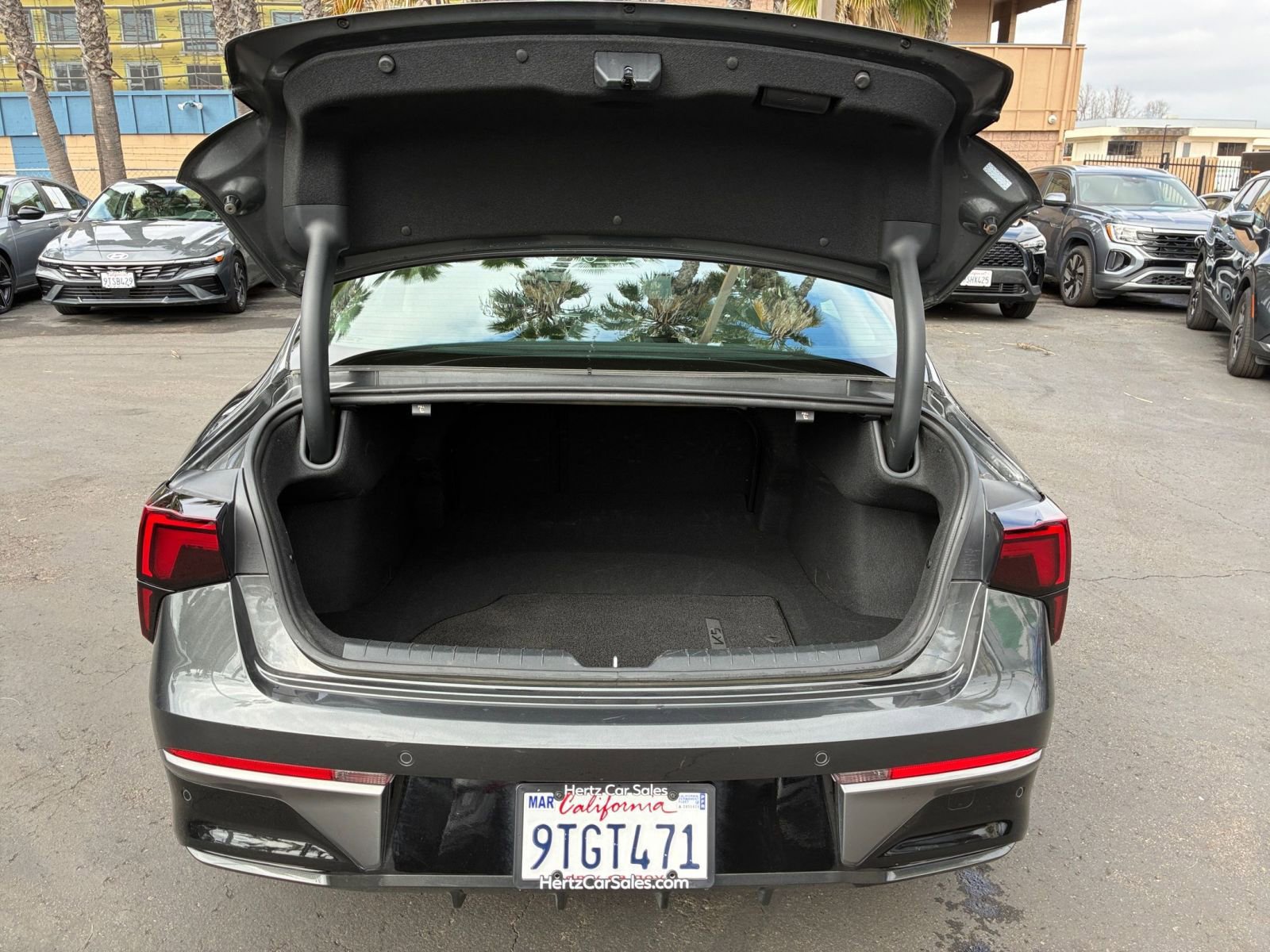 Thumbnail: 2025 Kia K5 - 31