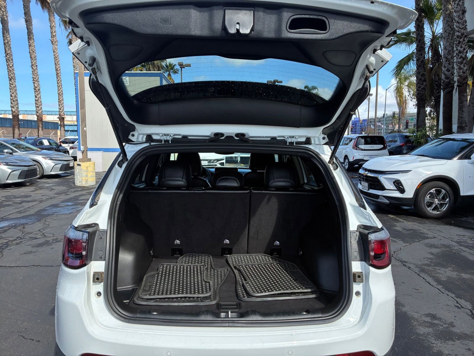 Thumbnail: 2025 Jeep Compass - 30