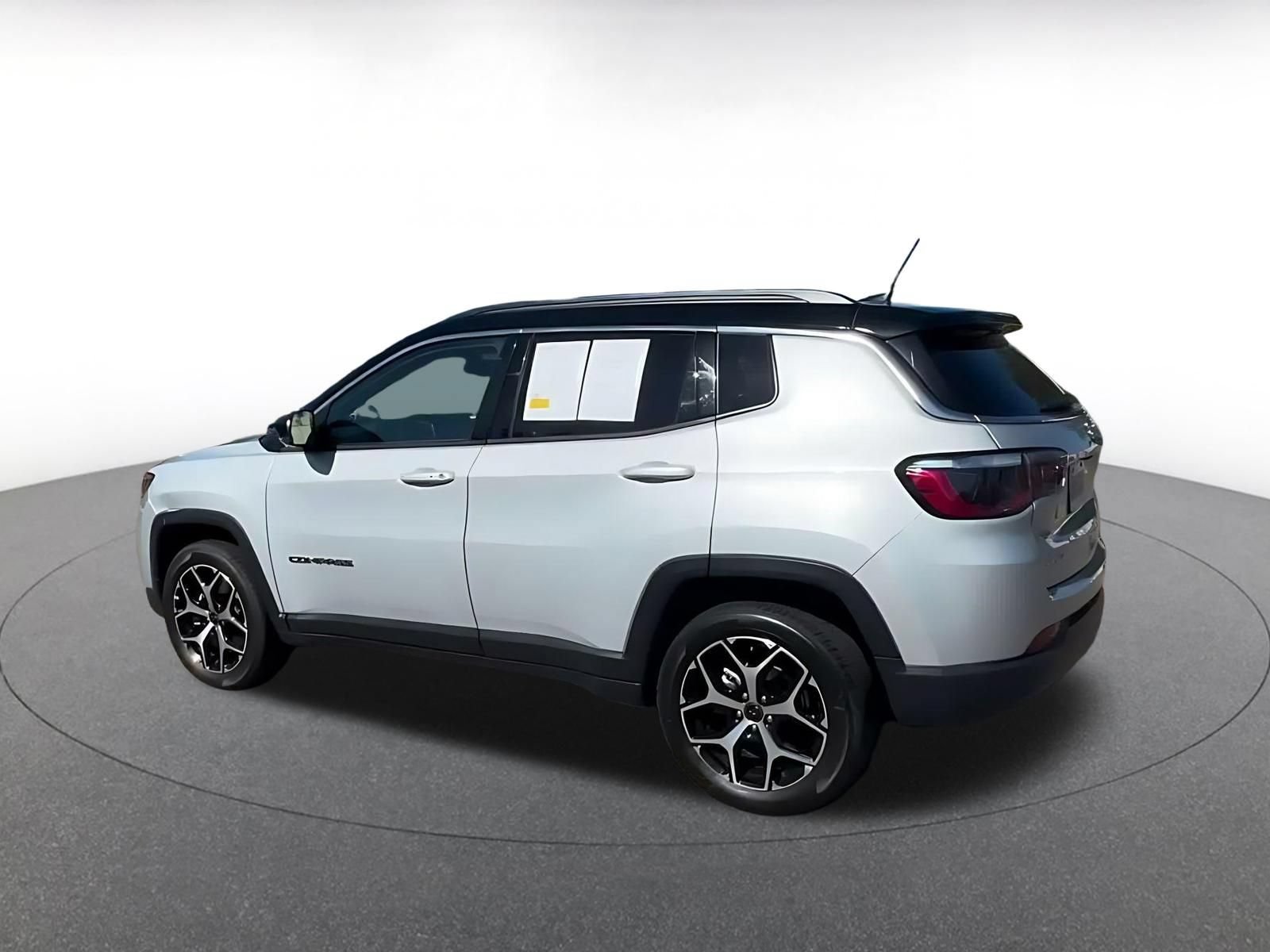 Thumbnail: 2025 Jeep Compass - 8