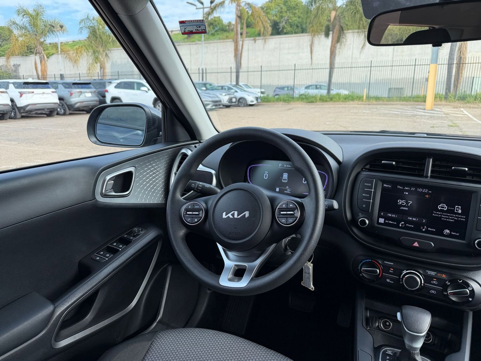 Thumbnail: 2025 Kia Soul - 32