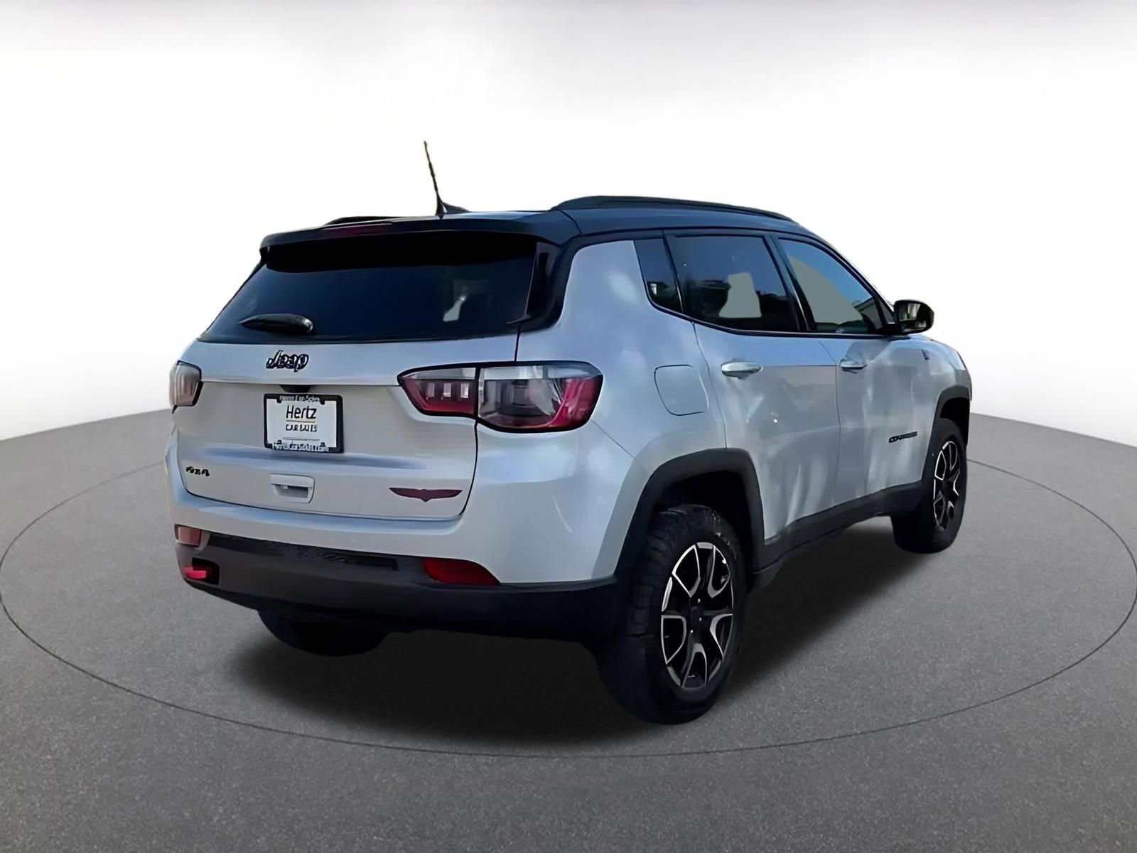 Thumbnail: 2025 Jeep Compass - 14