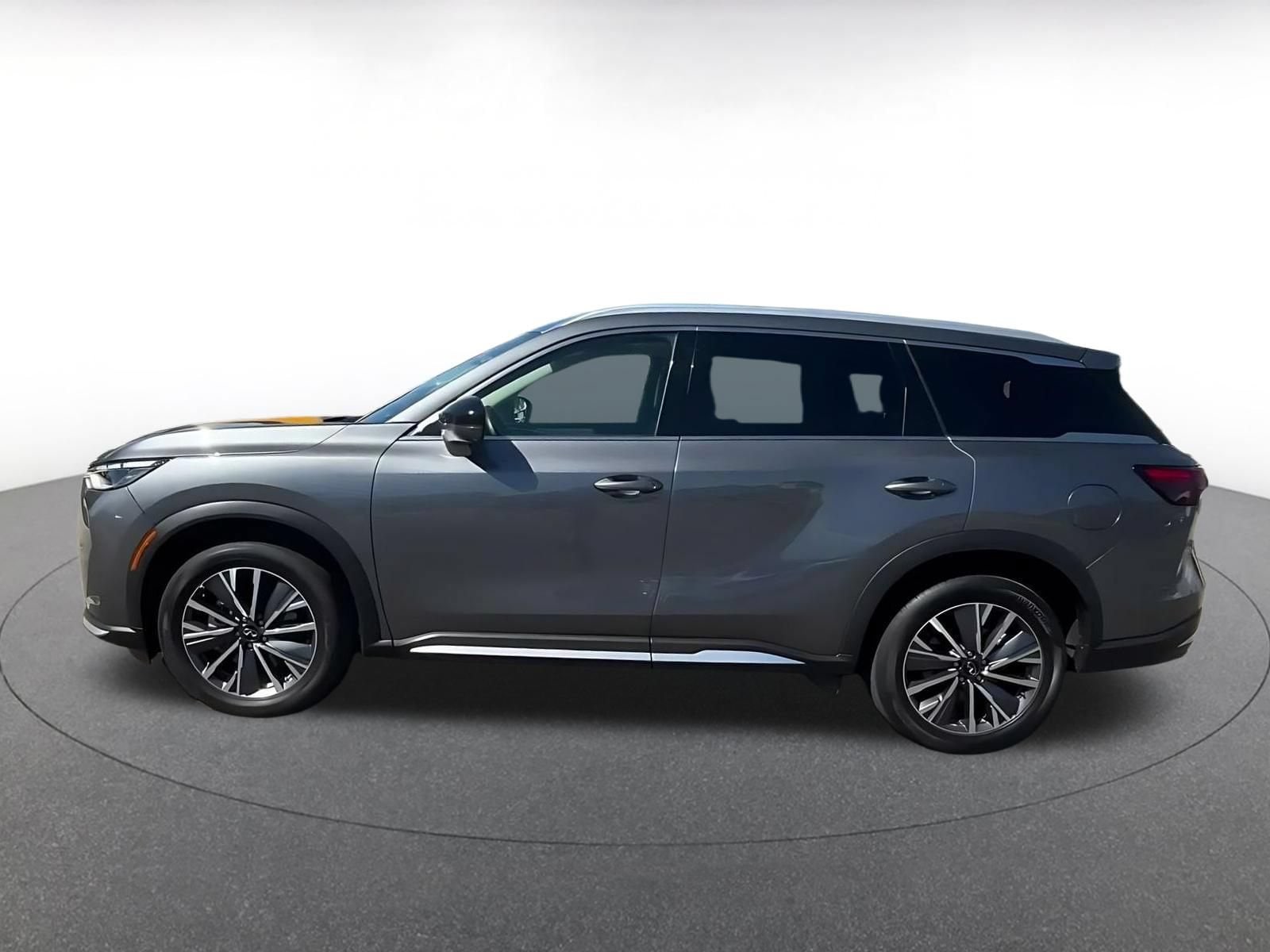 Thumbnail: 2026 INFINITI QX60 - 8