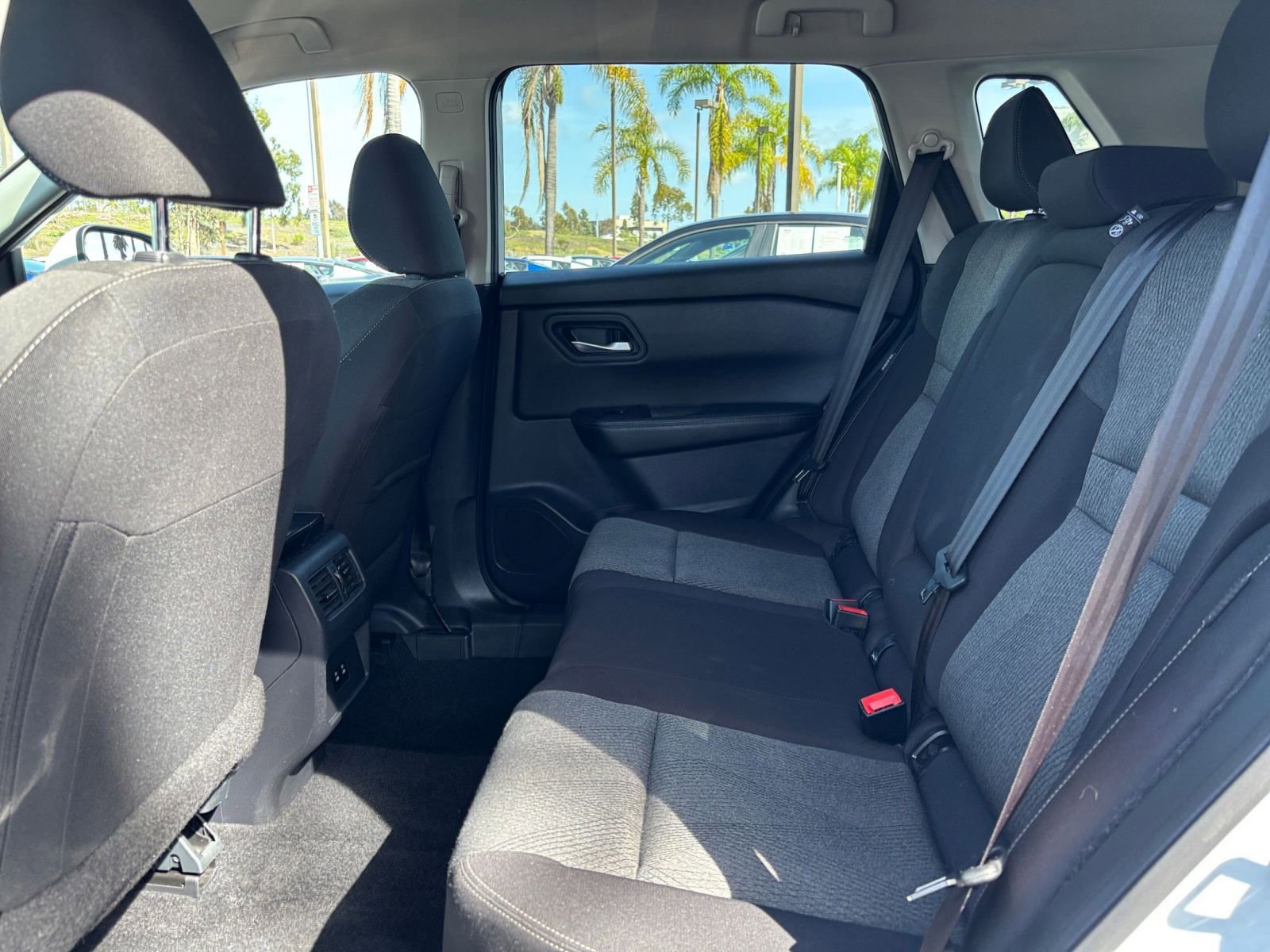 Thumbnail: 2025 Nissan Rogue - 28