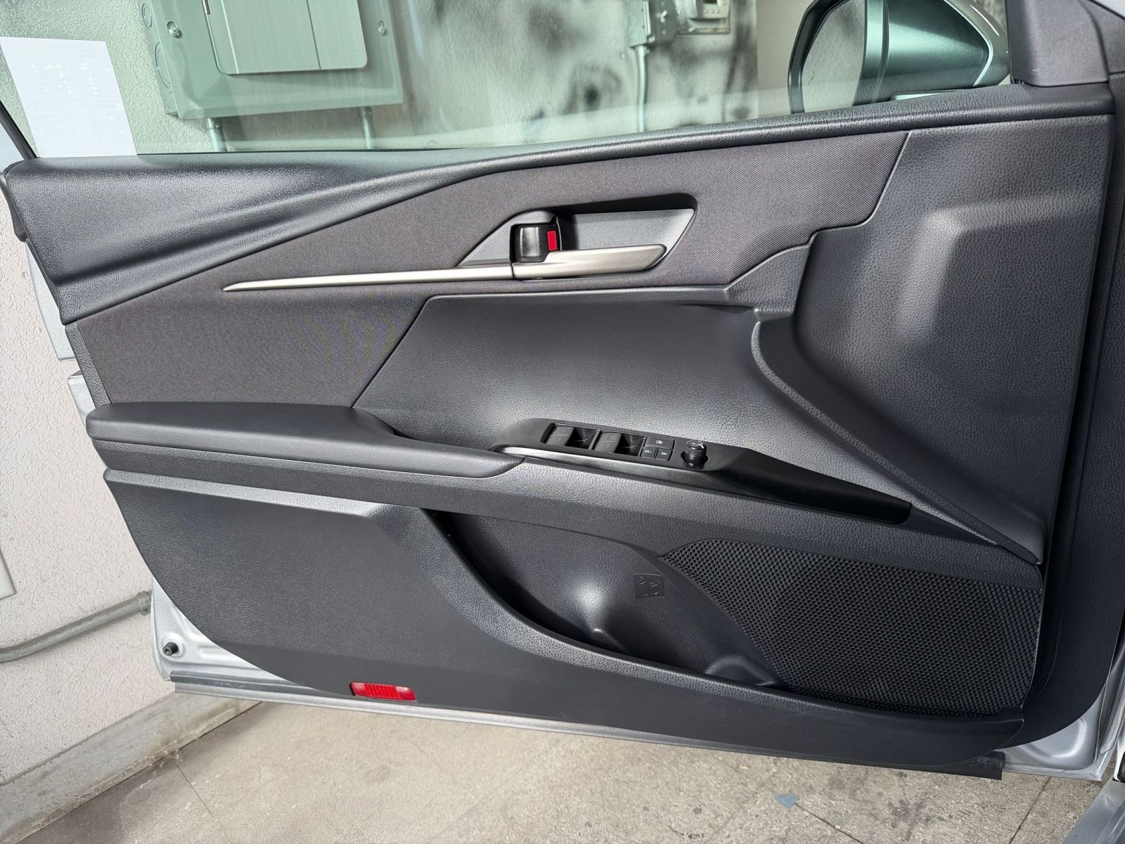 Thumbnail: 2025 Toyota Camry - 20