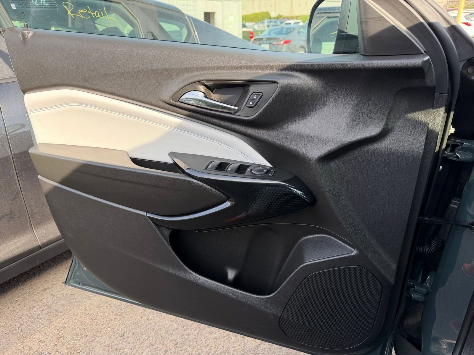 Thumbnail: 2025 Chevrolet Trax - 20