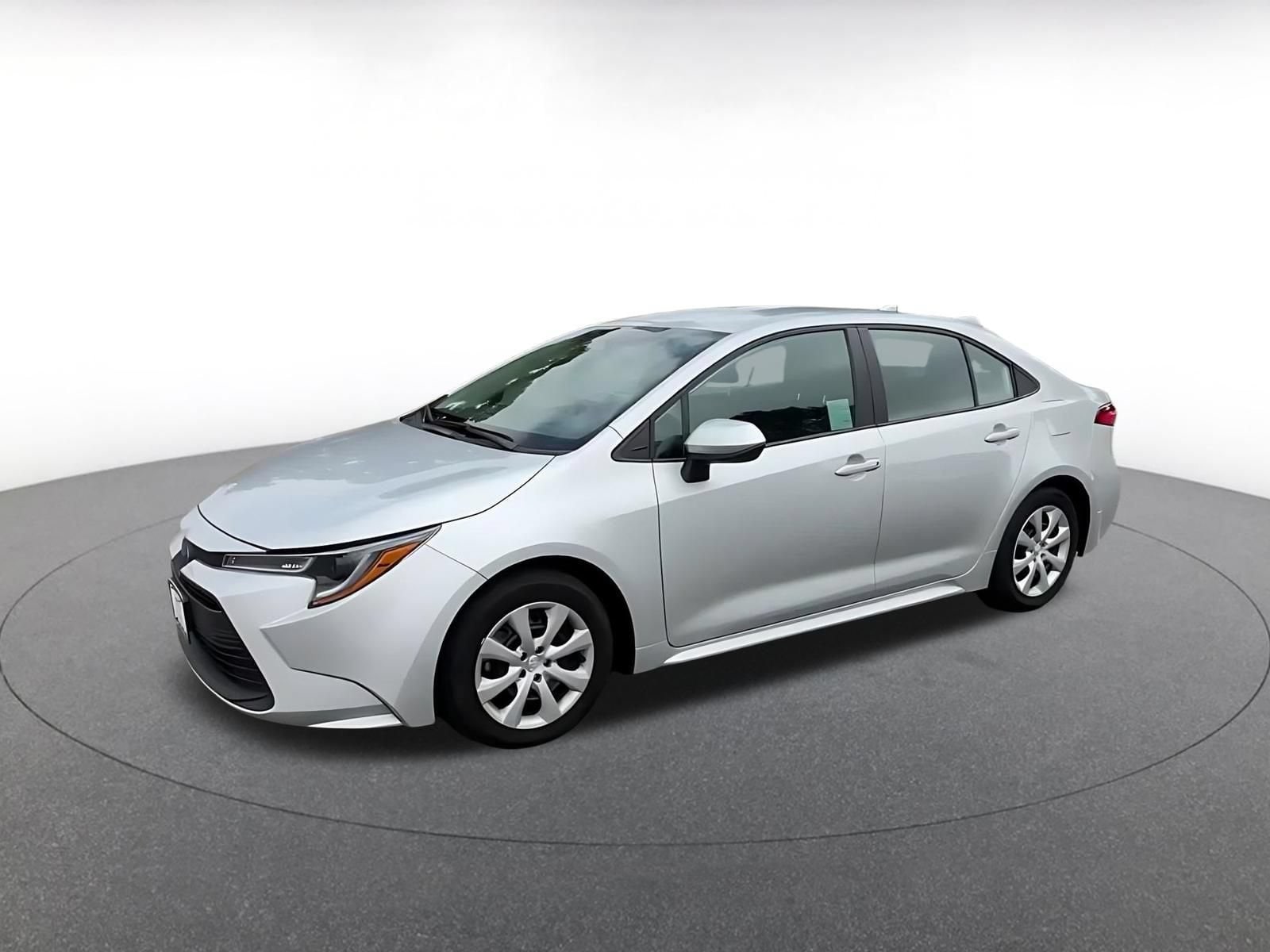 Thumbnail: 2025 Toyota Corolla - 8