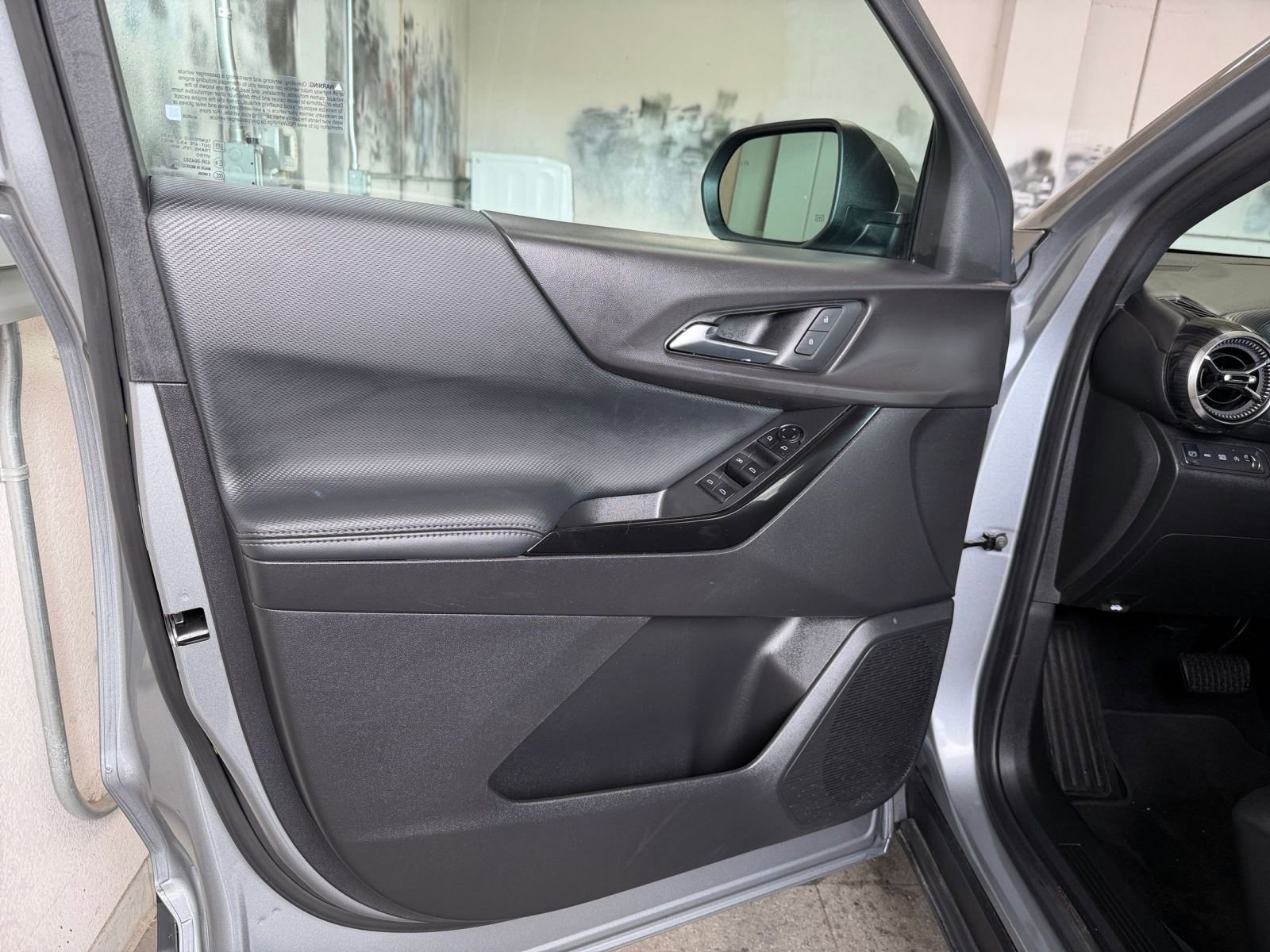 Thumbnail: 2025 Chevrolet Equinox - 20