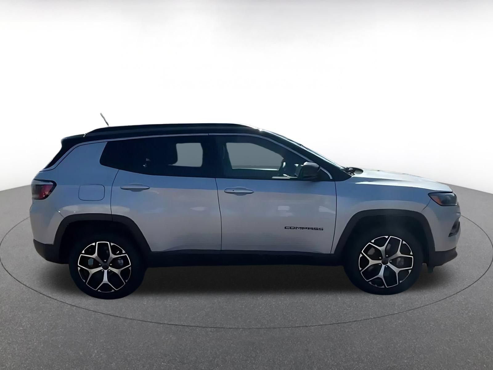 Thumbnail: 2025 Jeep Compass - 13