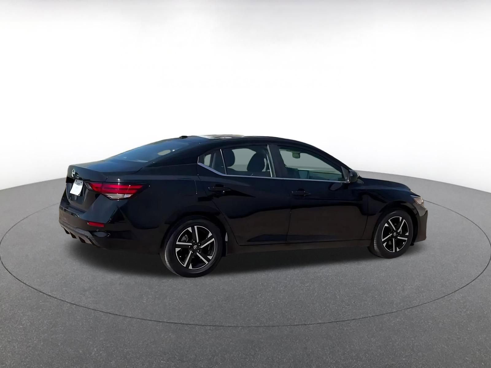 Thumbnail: 2025 Nissan Sentra - 12