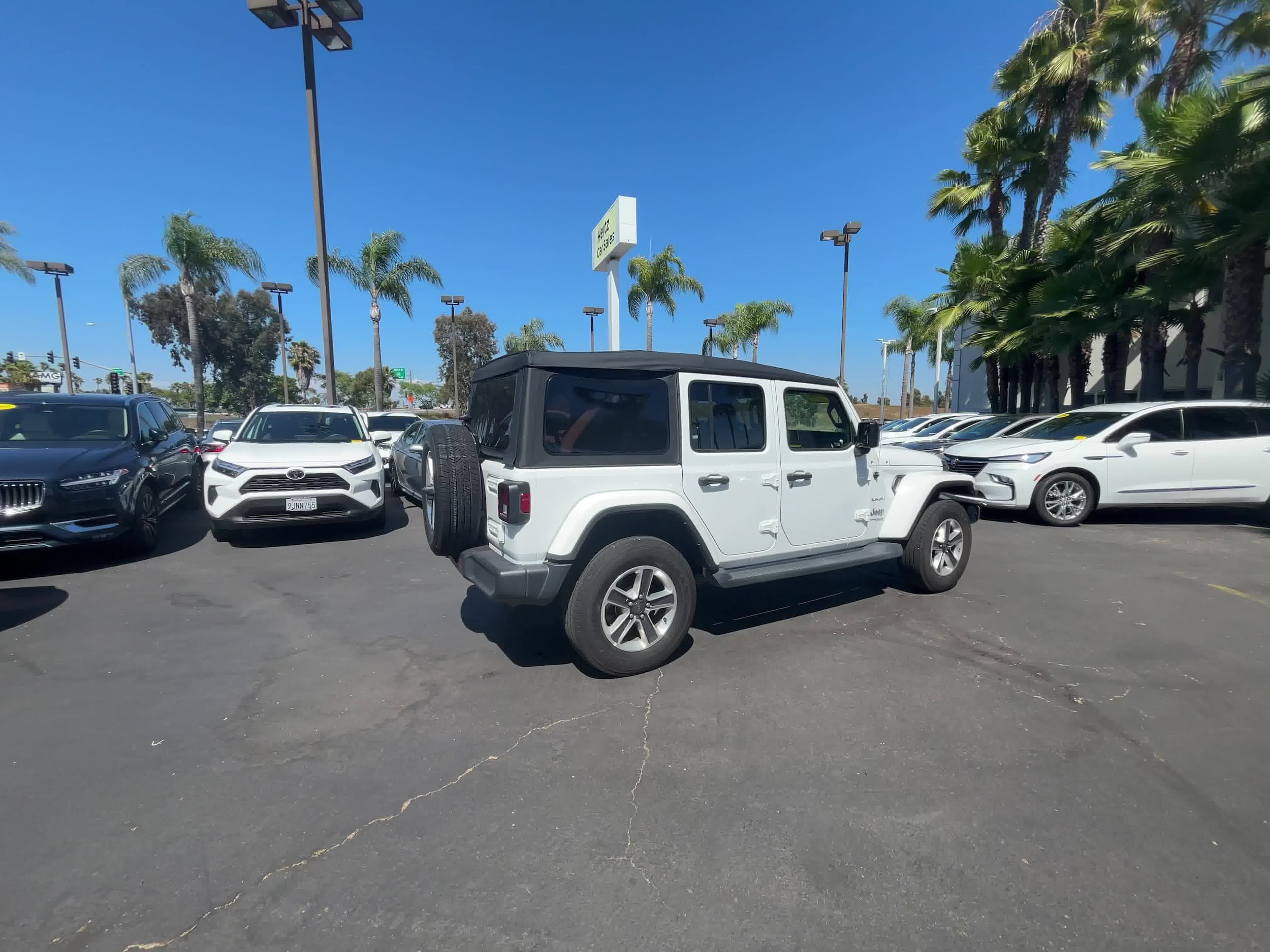 2022 Jeep Wrangler Unlimited Sahara 15