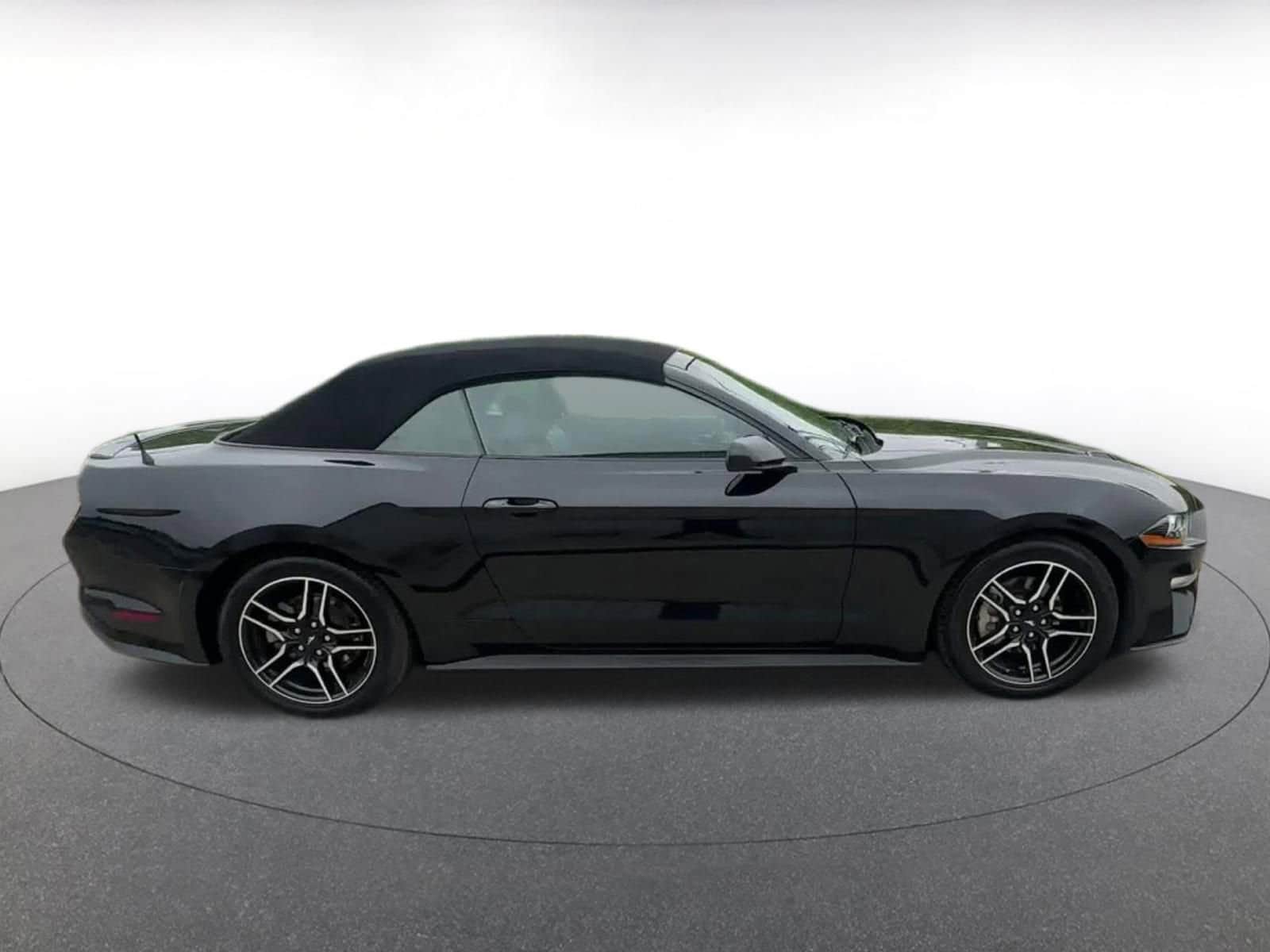 Thumbnail: 2023 Ford Mustang - 16