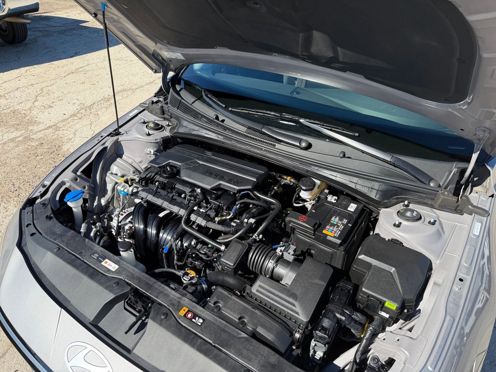 Thumbnail: 2025 Hyundai Elantra - 30