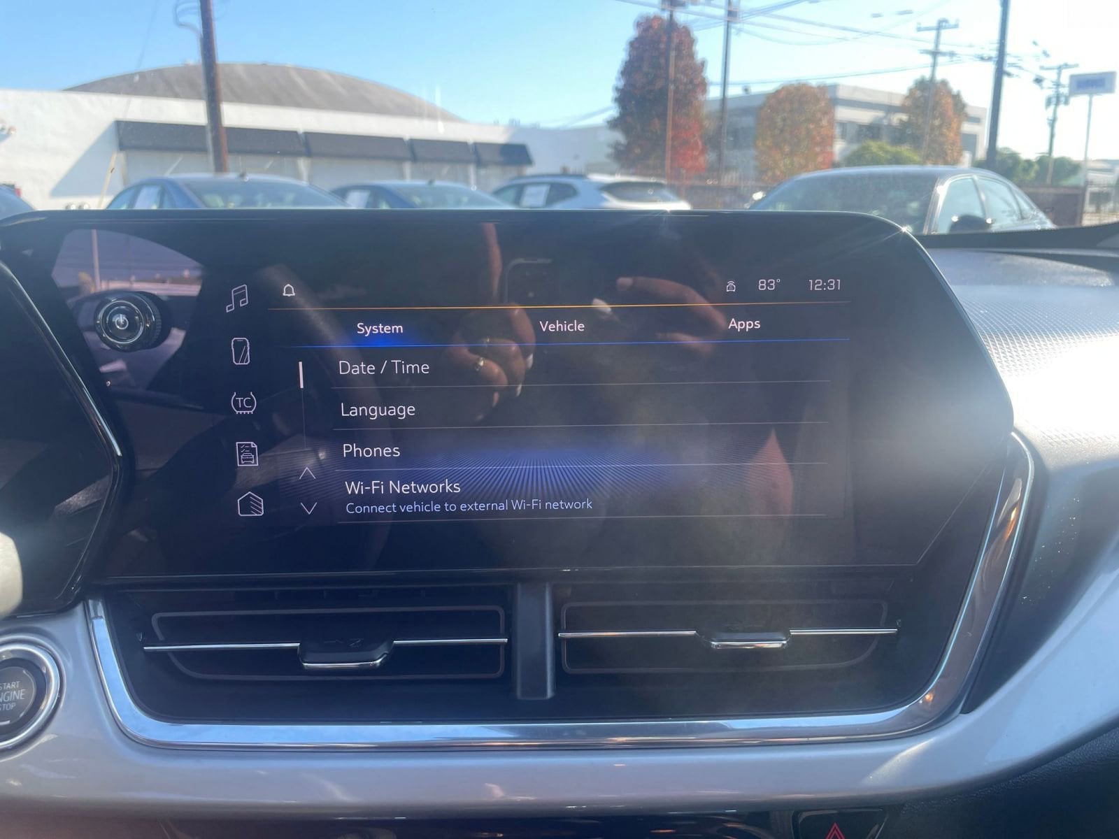 Thumbnail: 2025 Chevrolet Trax - 21