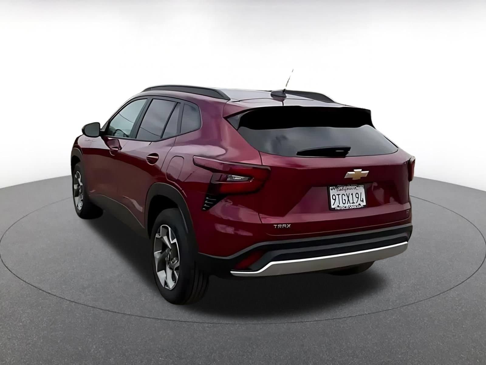 Thumbnail: 2025 Chevrolet Trax - 10